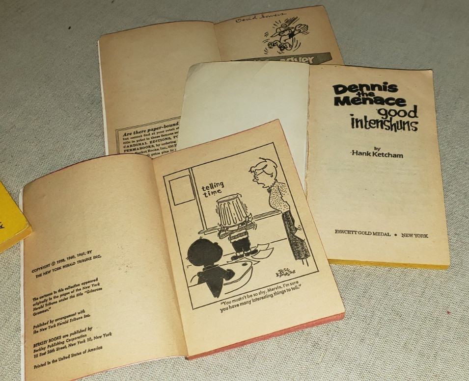 6 VINTAGE PAPERBACK BOOKS SEE DESCRIPTION