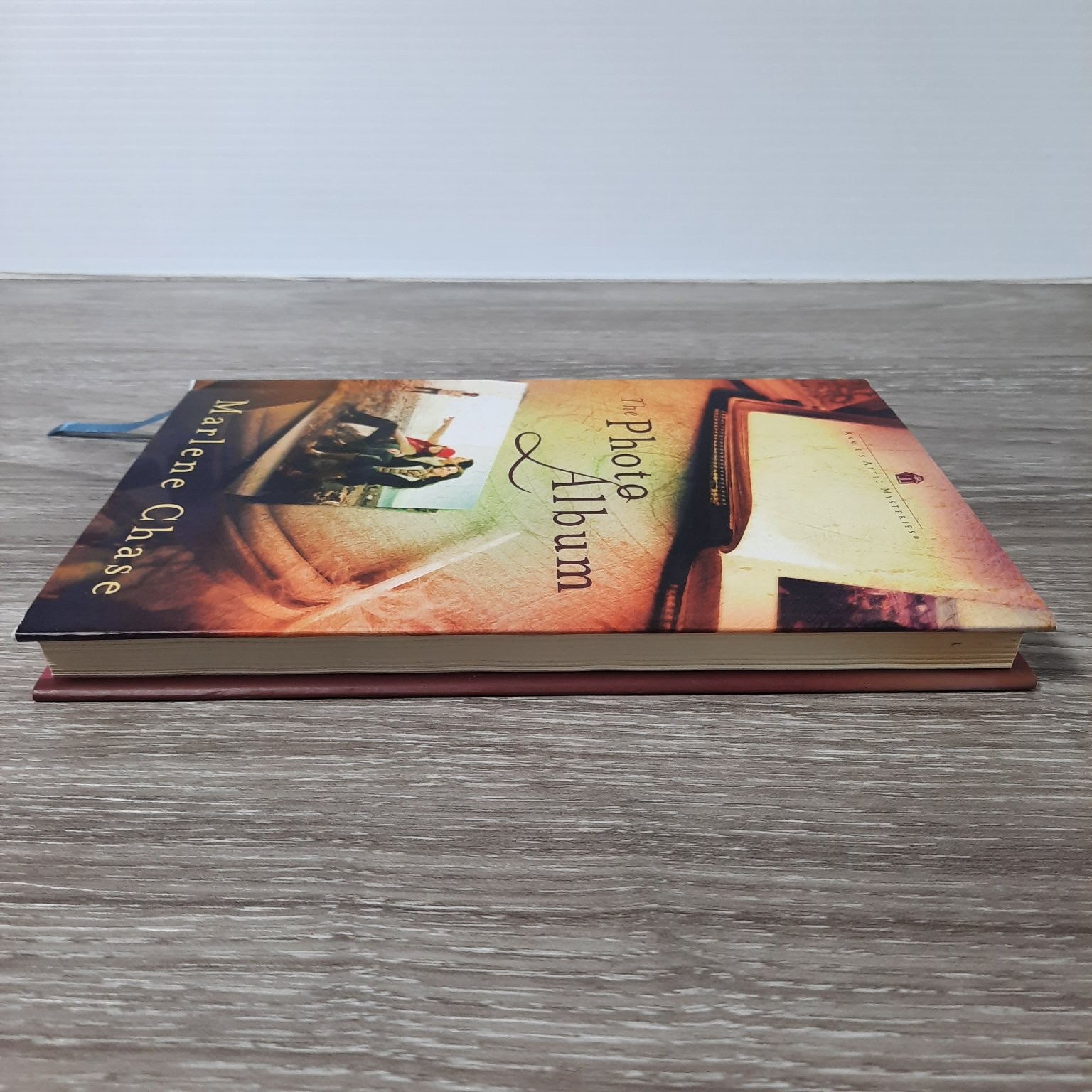 The Photo Album Marlene Chase 2020 Annie’s Attic Mysteries Fiction Annie’s