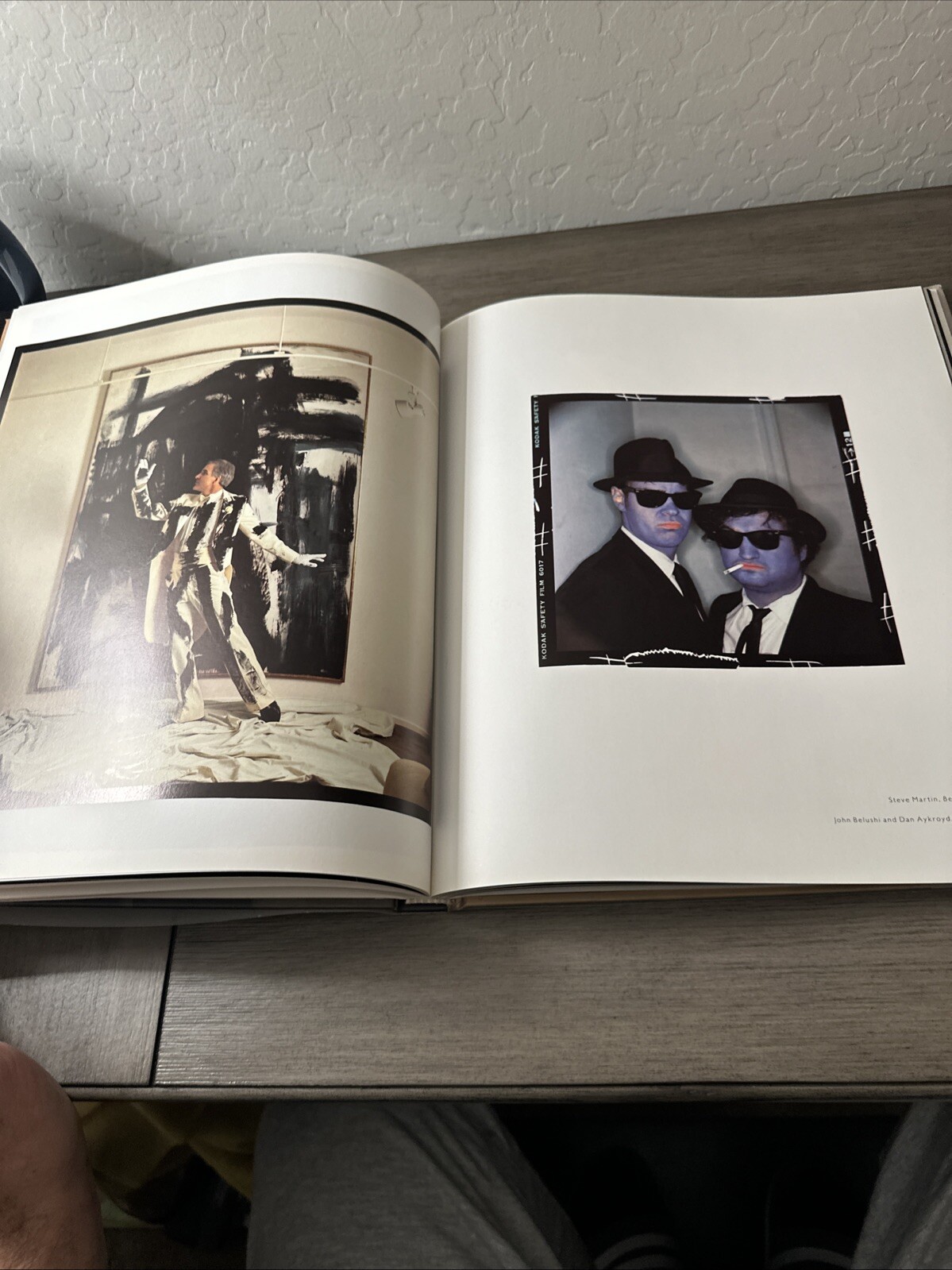 Photographs by Annie Leibovitz 1970-1990 Hardcover 1991 1st Edition Dust Jacket