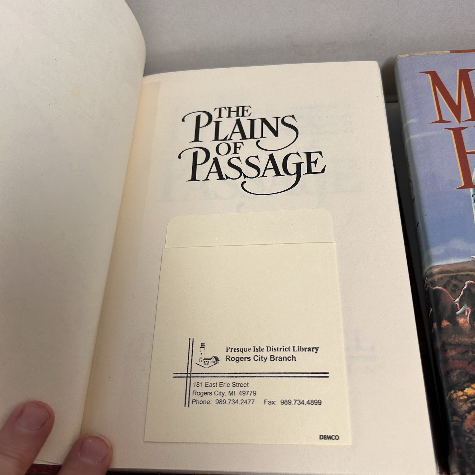 Earth’s Children by Jean M. Auel Books 1 2 3 4 Vintage Hardcovers (T) 1st ED