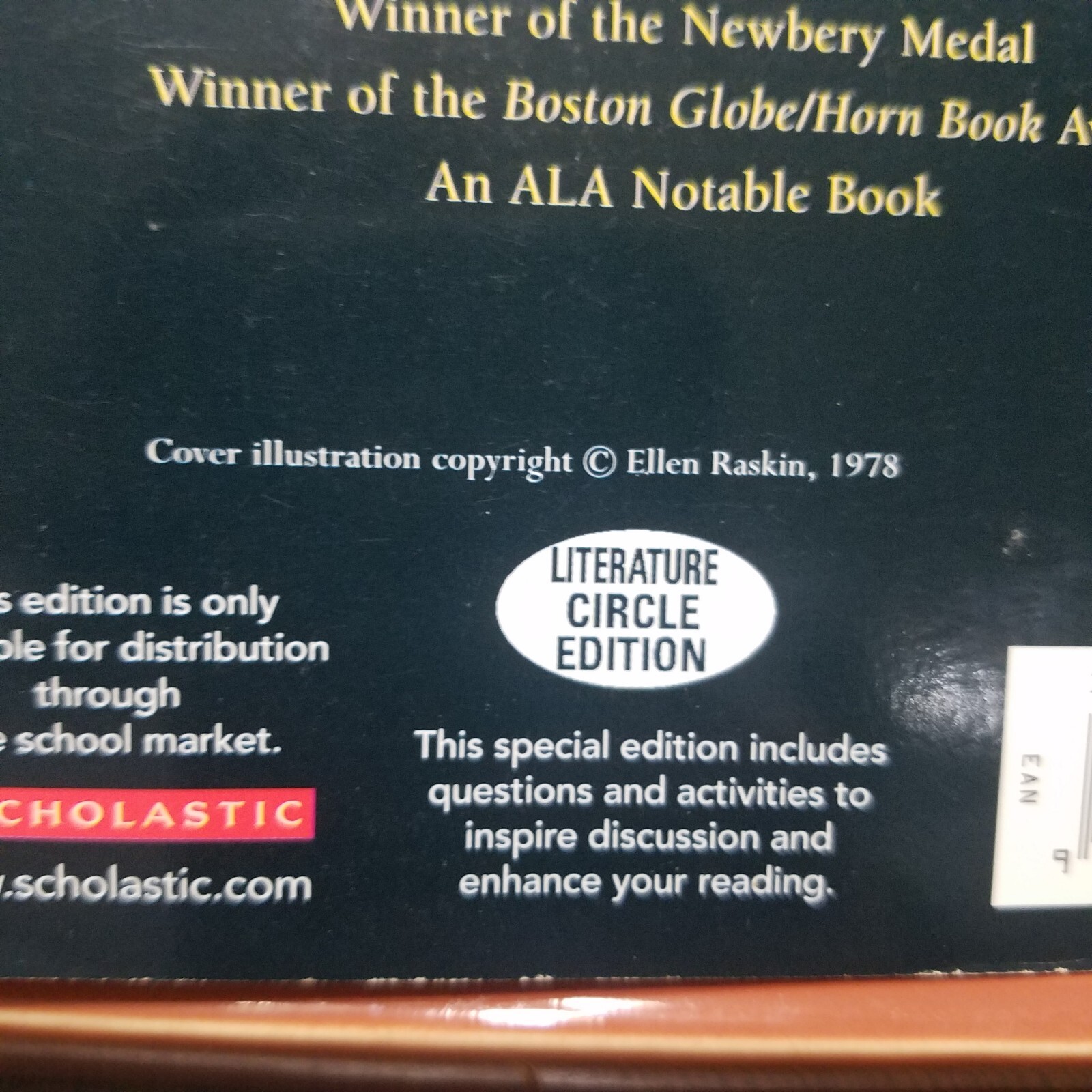 The Westing Game By Ellen Raskin -Paperback USED VERY GOOD SCHOLASTIC