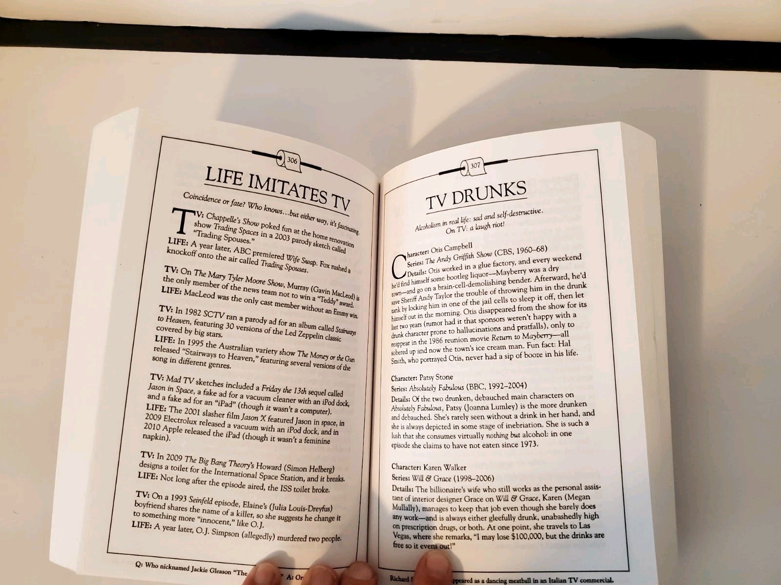 Uncle John’s Bathroom Reader „Tunes Into TV“ Book, (2011), (504 Pages)