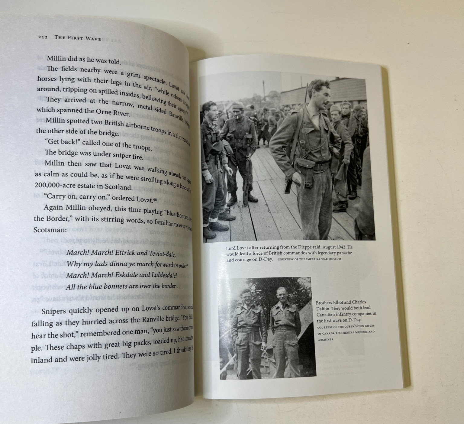 The First Wave: The D-Day Warriors Who Led – Paperback, by Kershaw Alex