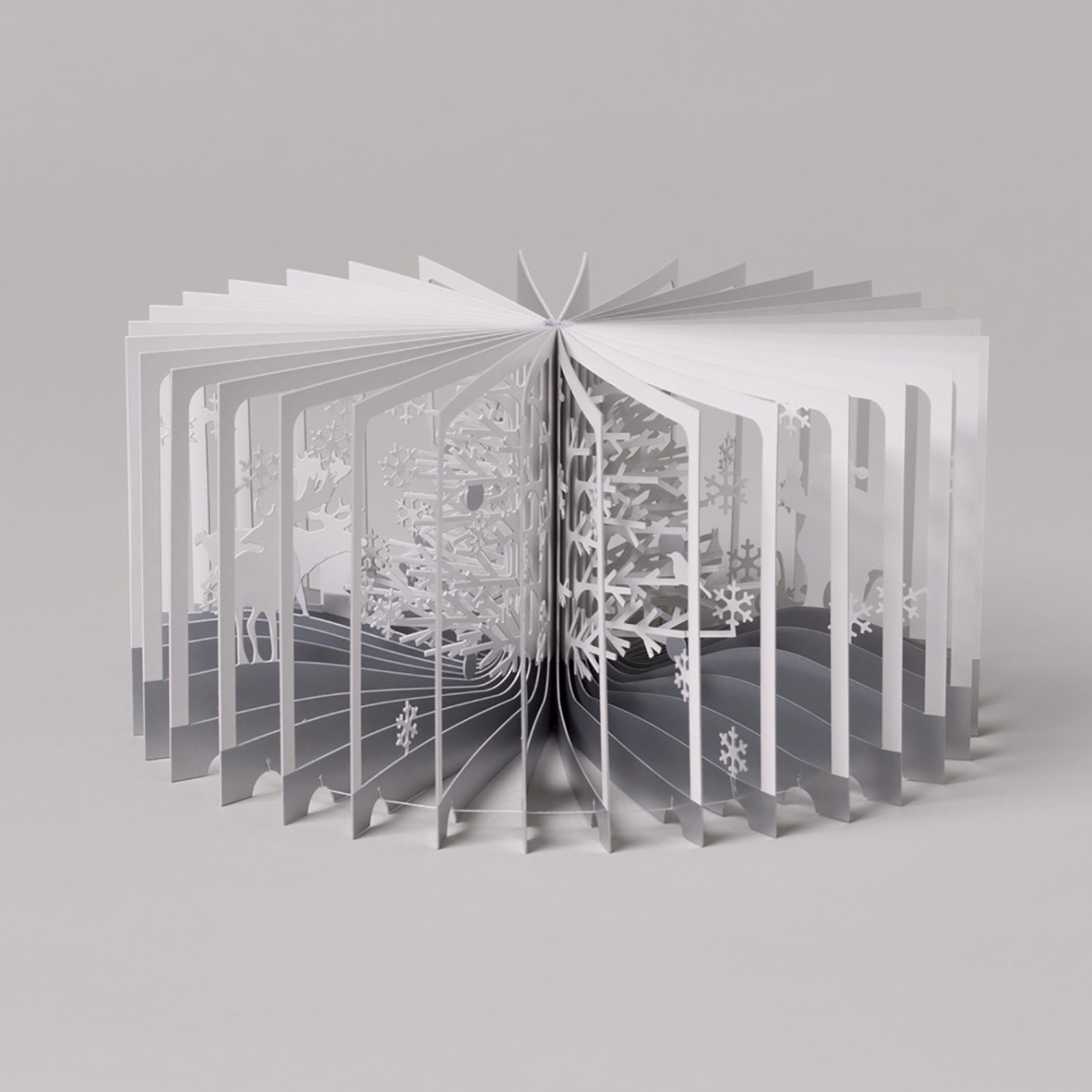 SNOWY WORLD 360°BOOK 3D Gimmick Pop Up Book Yusuke Oono Seigensha