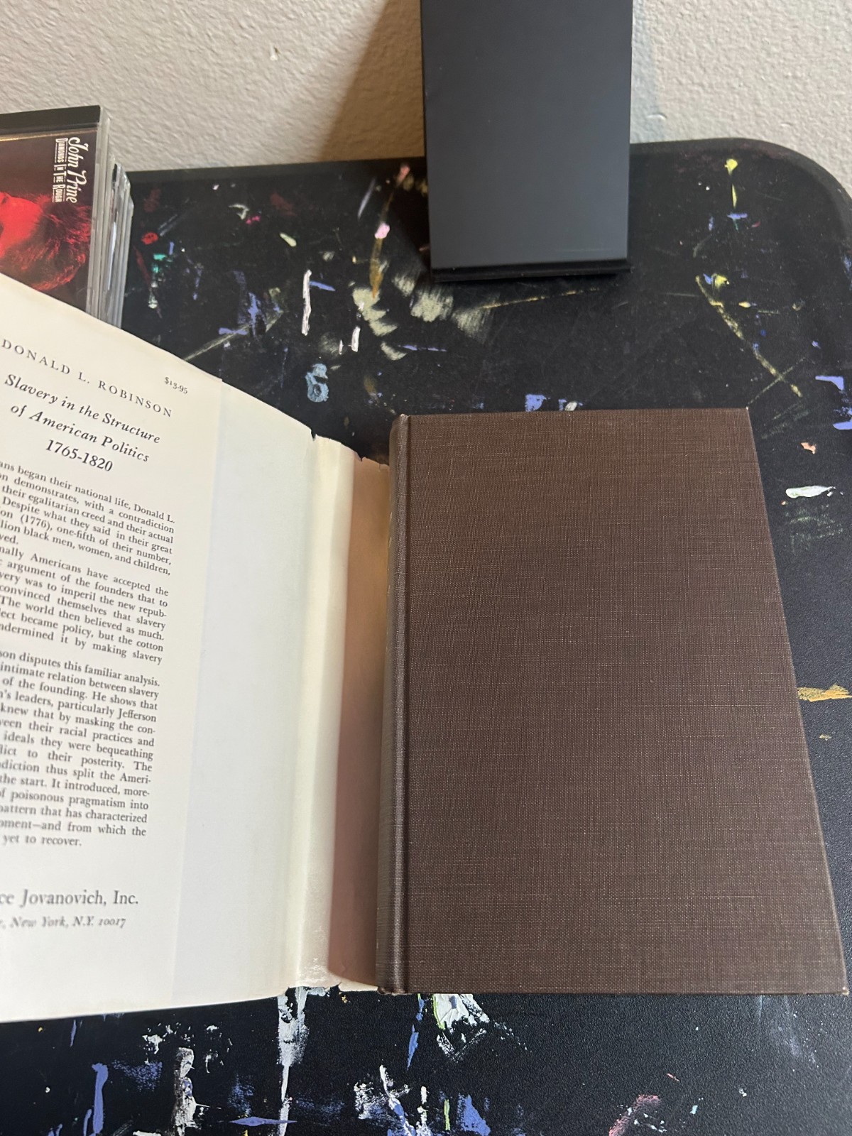 Slavery in the structure of American politics, 1765-1820 (The Founding of the ..