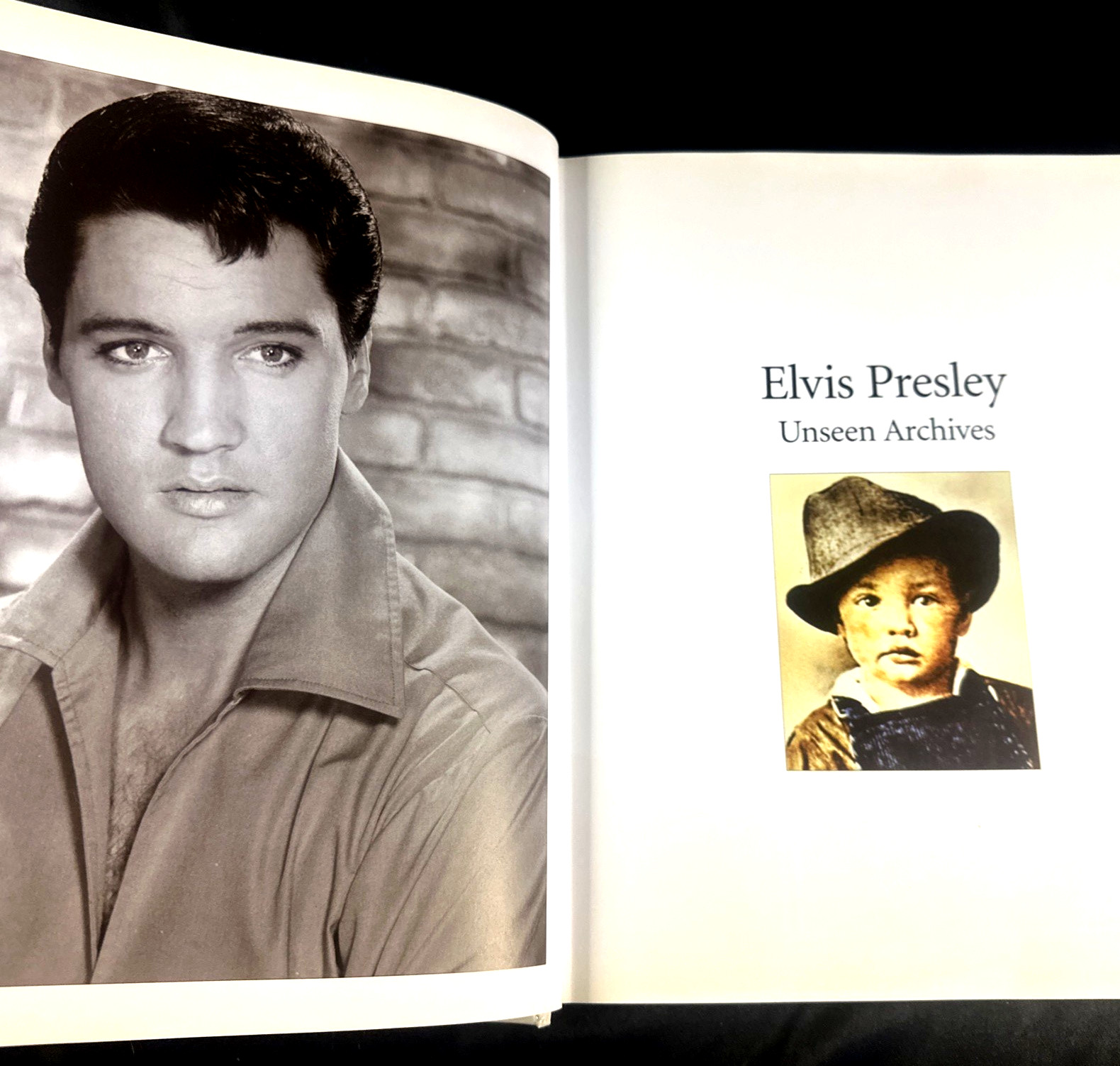 „Elvis Presley Unseen Archives“ by Marie Clayton – 383 Pages of Photos & History