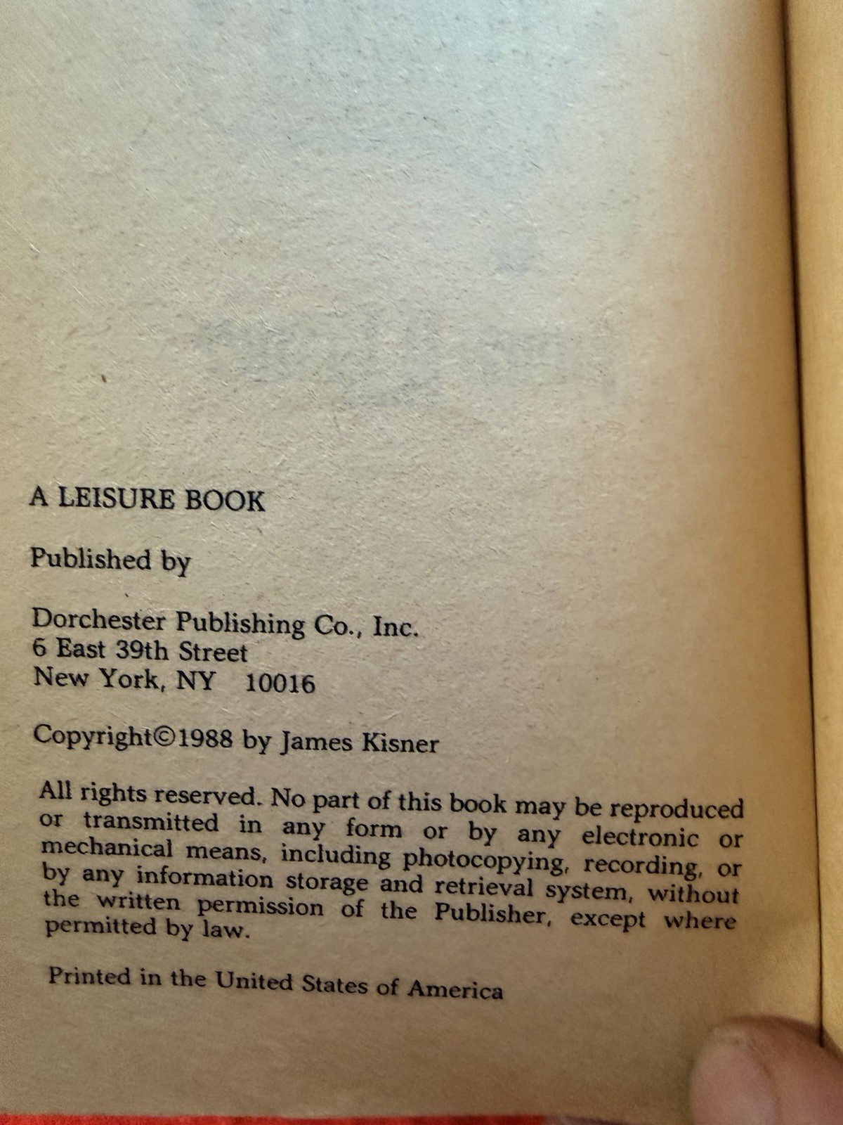 LOT of 2 VINTAGE “LEISURE HORROR” PAPERBACKS FROM HELL! ‘Creature’ & ‘Strands’