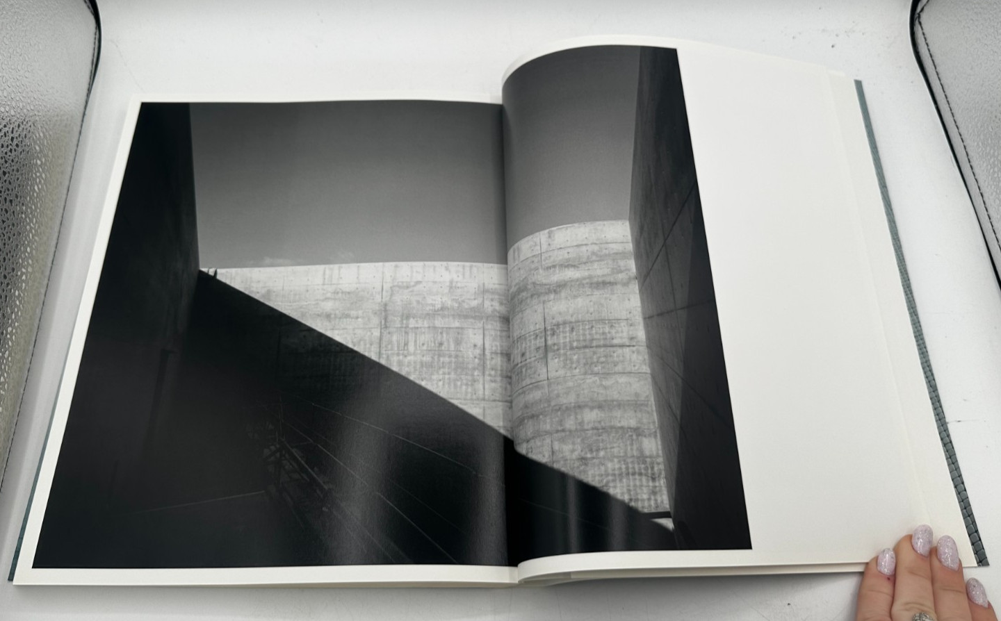CHICHU ART MUSEUM Tadeo Ando Builds Walter De Maria, James Turrell, Claude Monet