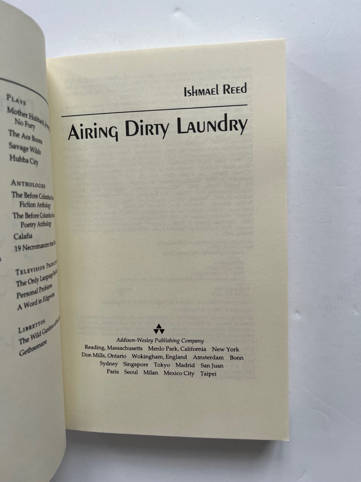 Ishmael REED / AIRING DIRTY LAUNDRY, 1st, SIGNED paperback African American