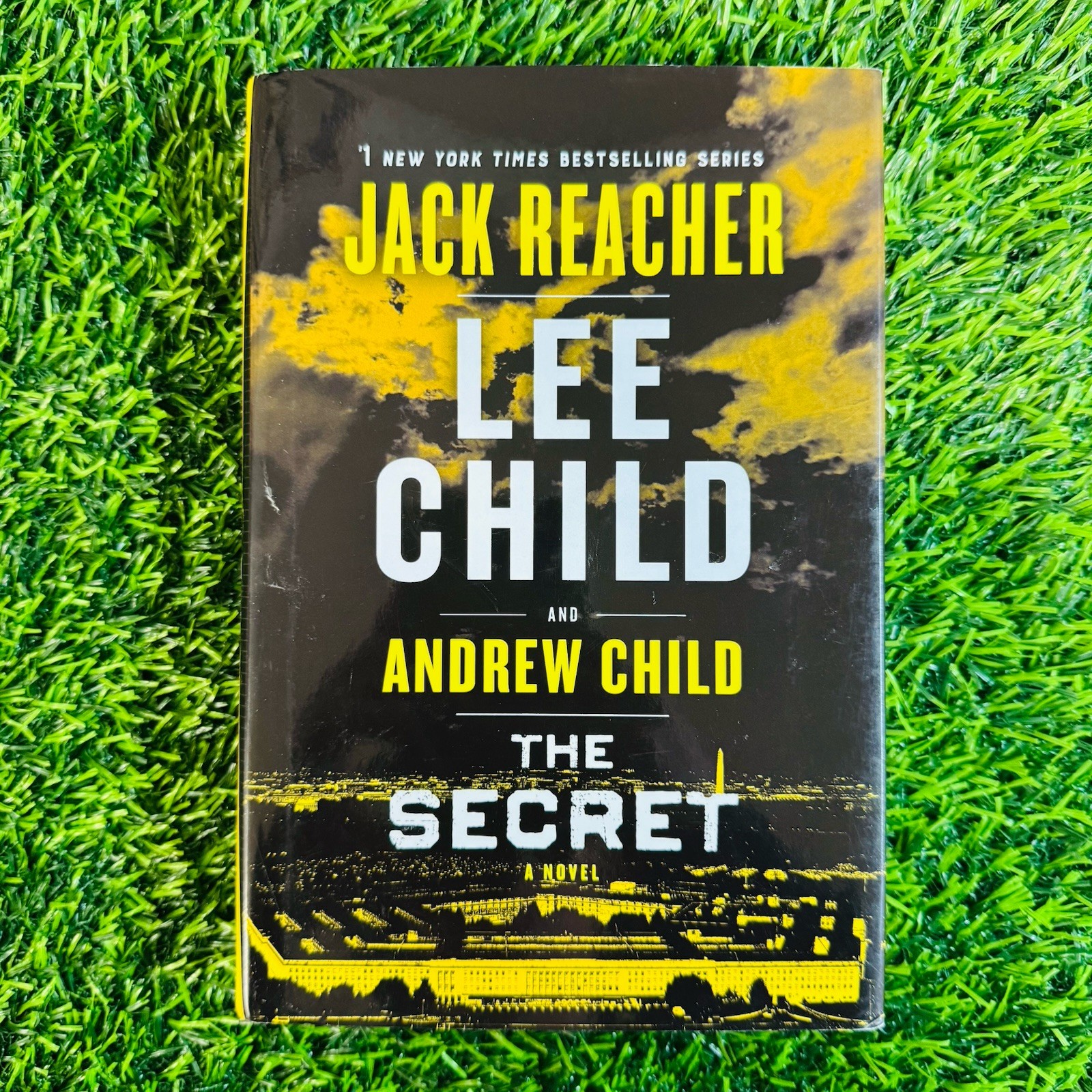Secret : A Jack Reacher Novel by Lee Child and Andrew Child (2023, Hardcover)