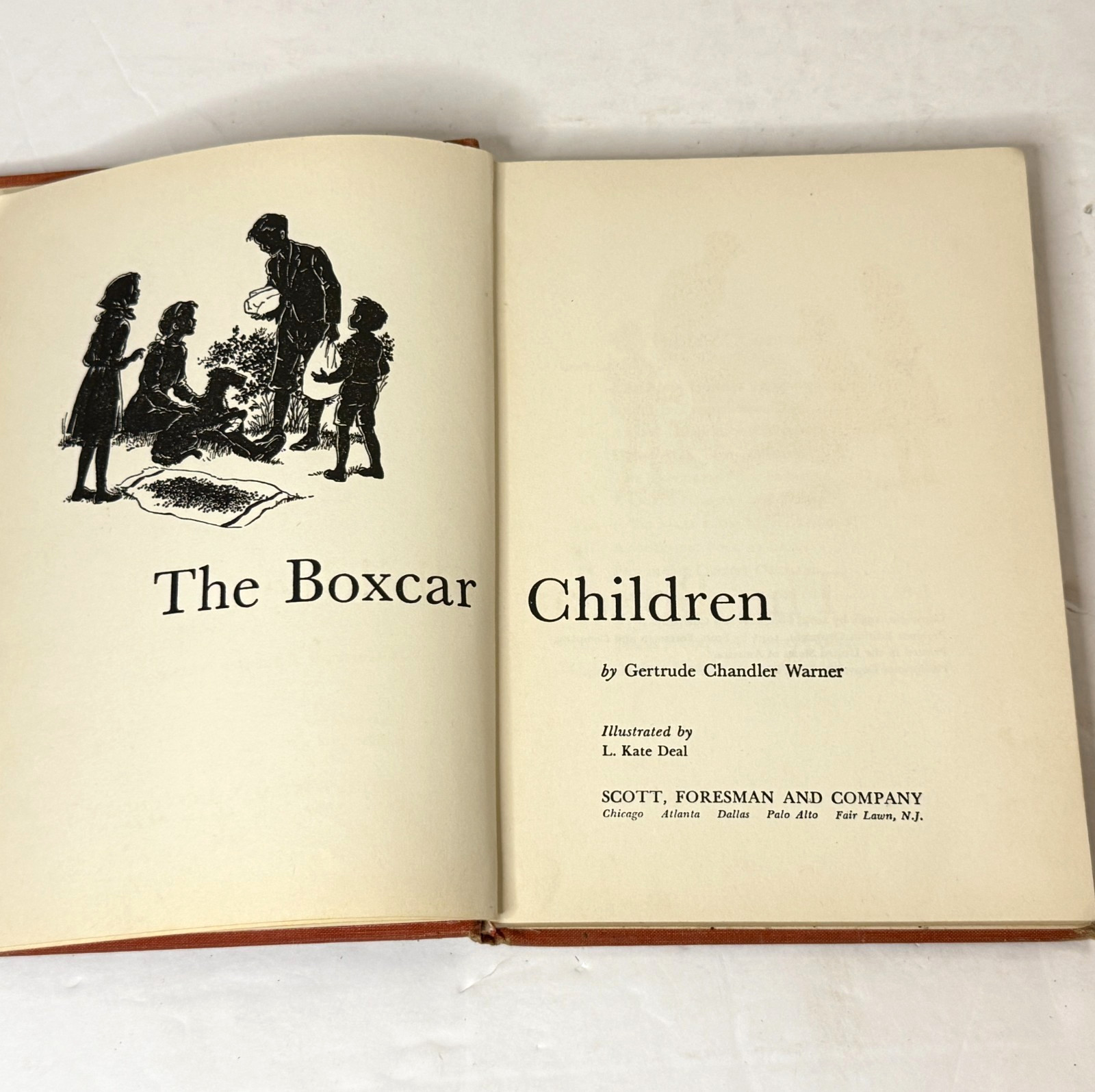 The Boxcar Children by Gertrude Chandler Warner Illus by L. Kate Deal 1950 GOOD