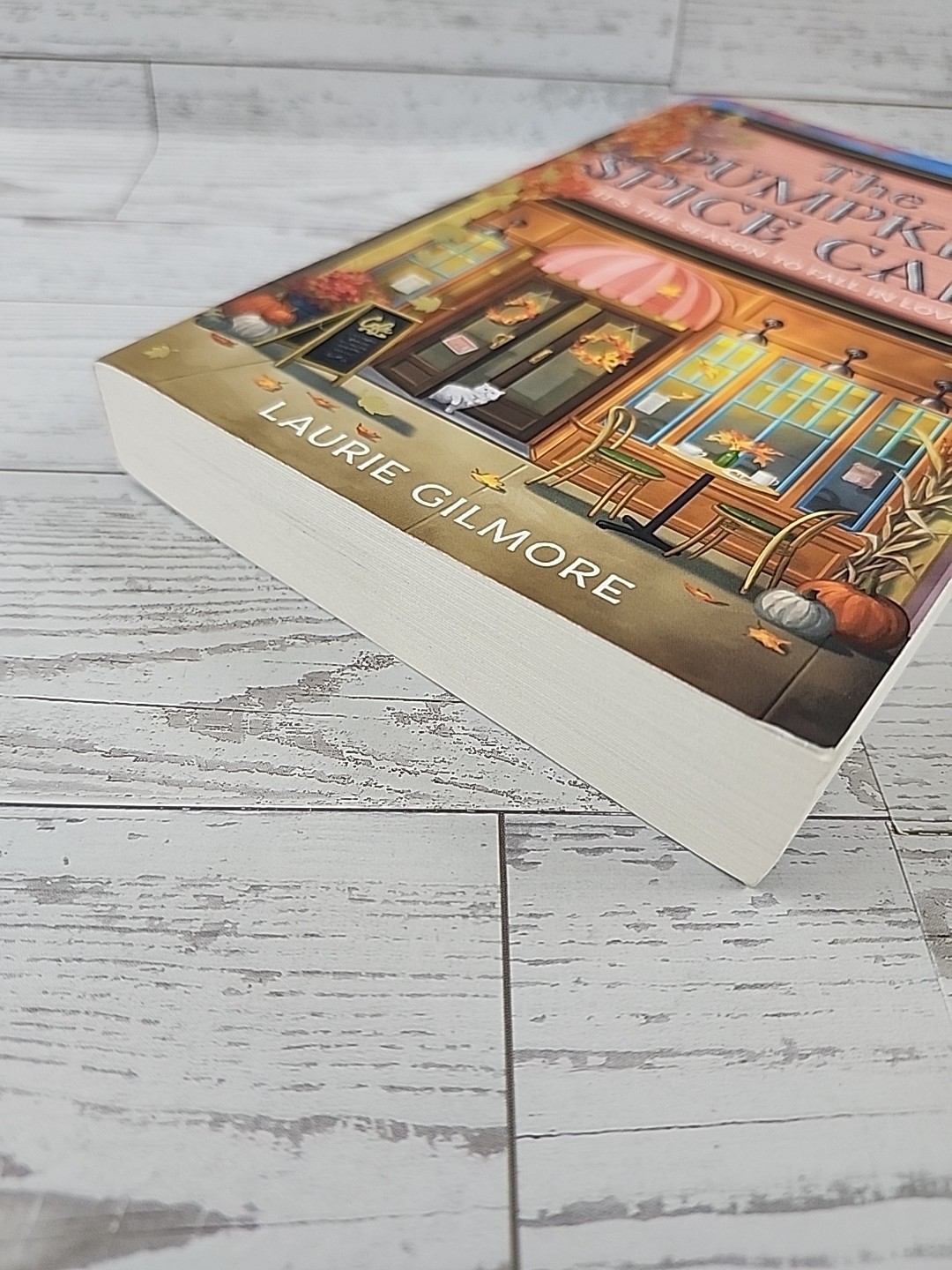 Pumpkin Spice Café (Dream Harbor, Book 1) by Laurie Gilmore (2023 Paperback)