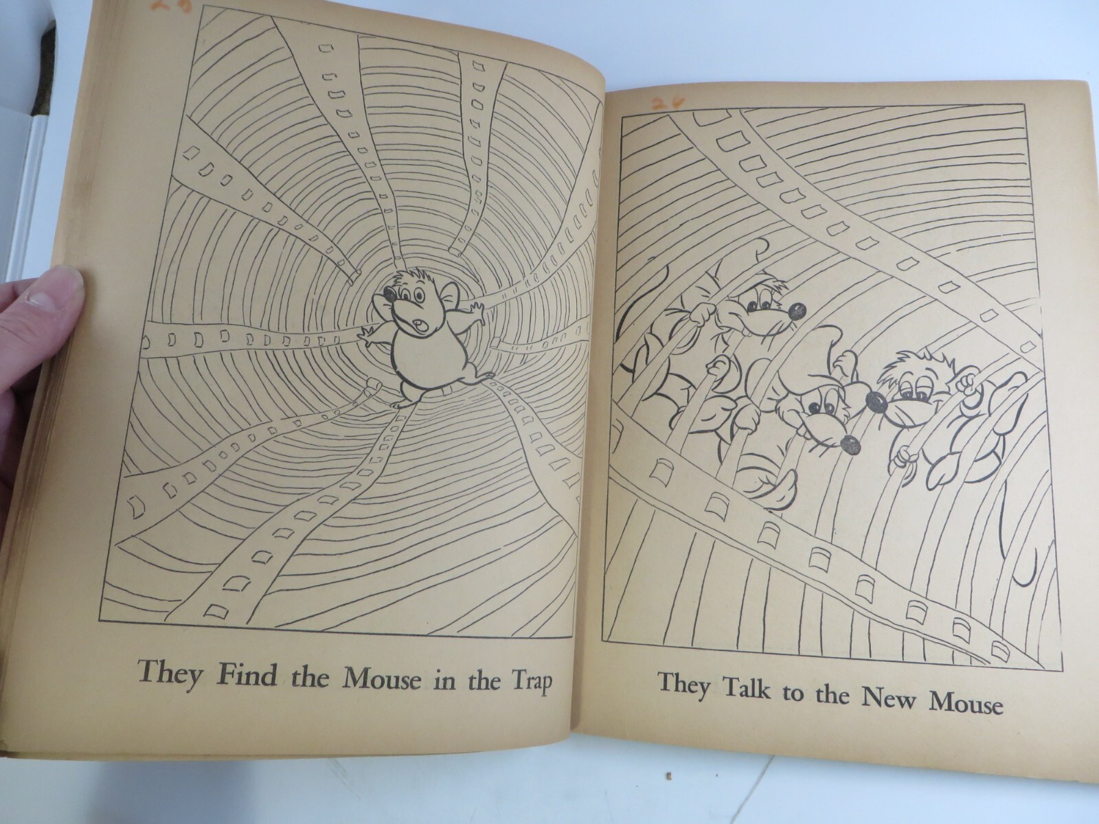 Vintage 1950 Walt Disney CINDERELLA Paint Coloring Book Whitman Publishing RARE