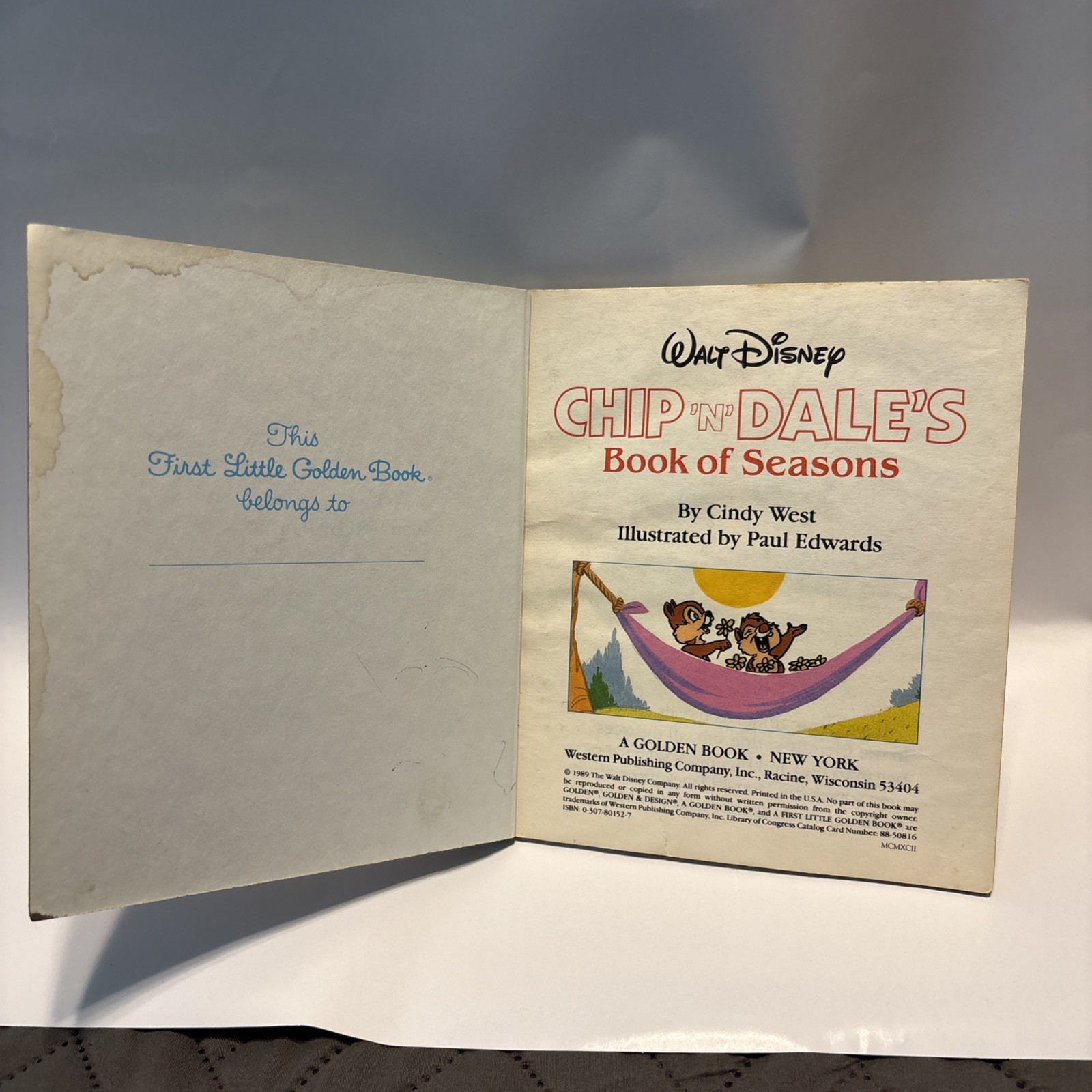 VTG A FIRST LITTLE GOLDEN BOOK CHIP ‘N DALE’S BOOK OF SEASONS 10152-25 1989