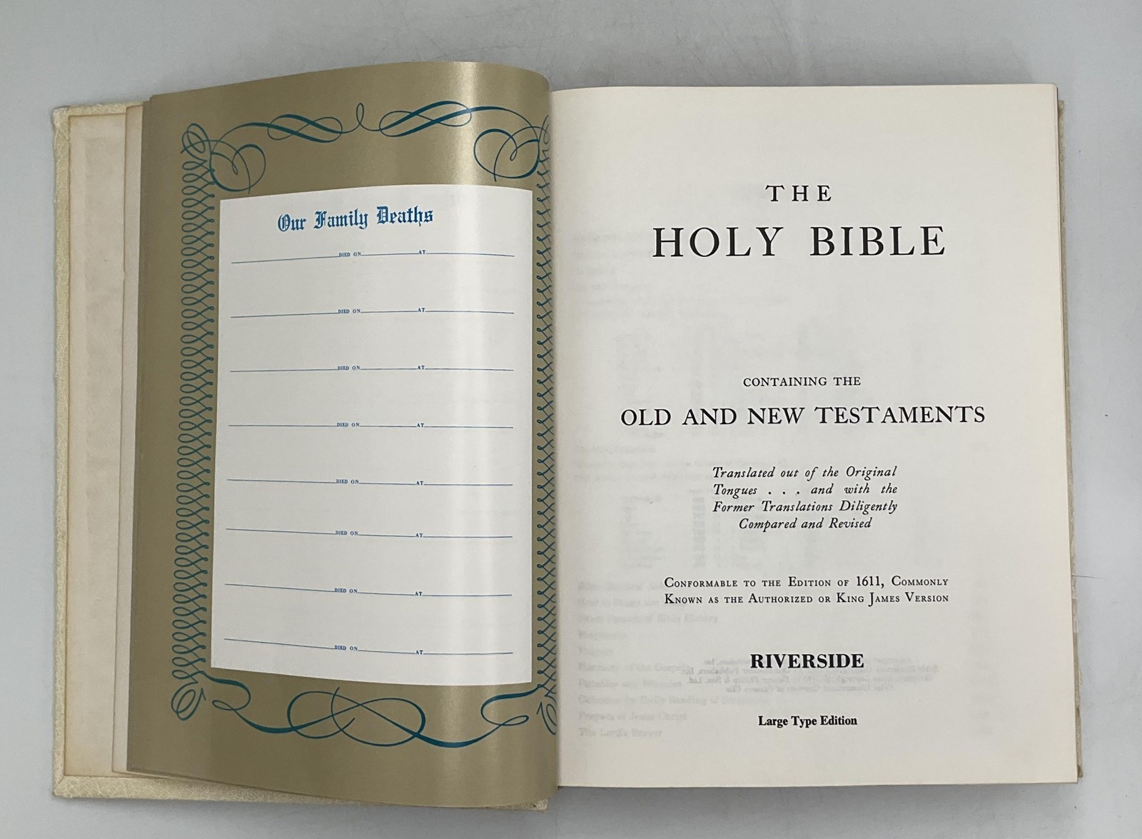 HOLY BIBLE HARDCOVER FAUX LEATHER BOUND ENGLISH RELIGIOUS