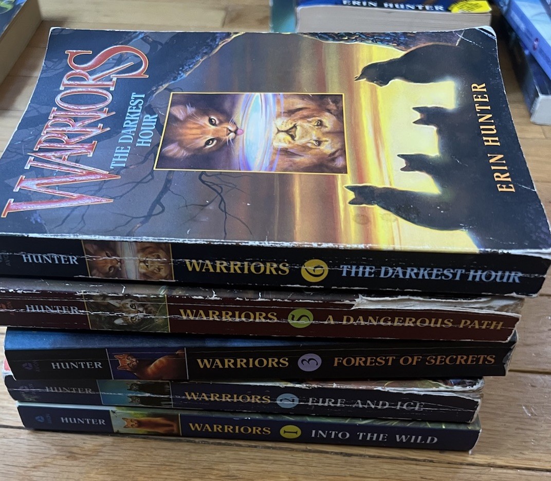 Lot of 5 Warriors books by Erin Hunter. Paperback. Fiction. #1.2,3,5,6