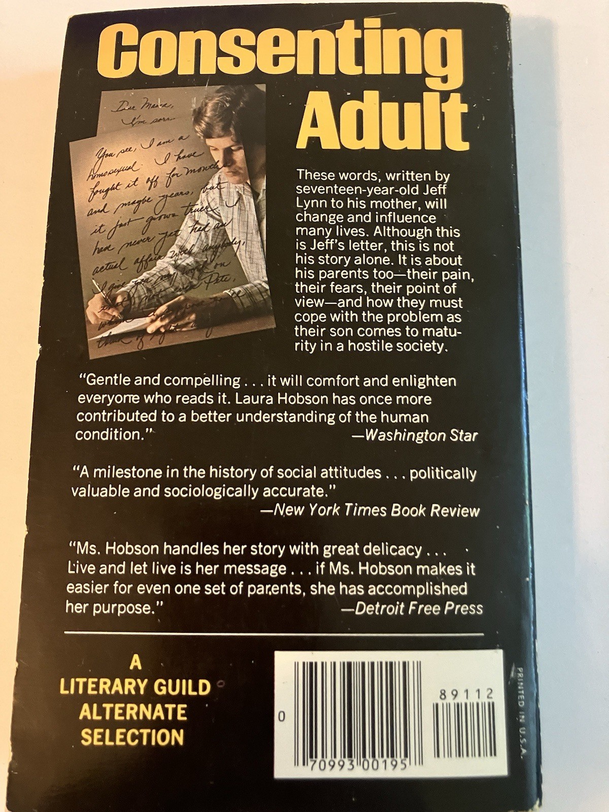 CONSENTING ADULT LAURA Z. HOBSON PB WARNER BOOKS 1976 LGBTQ PSYCHOLOGY FAMILY