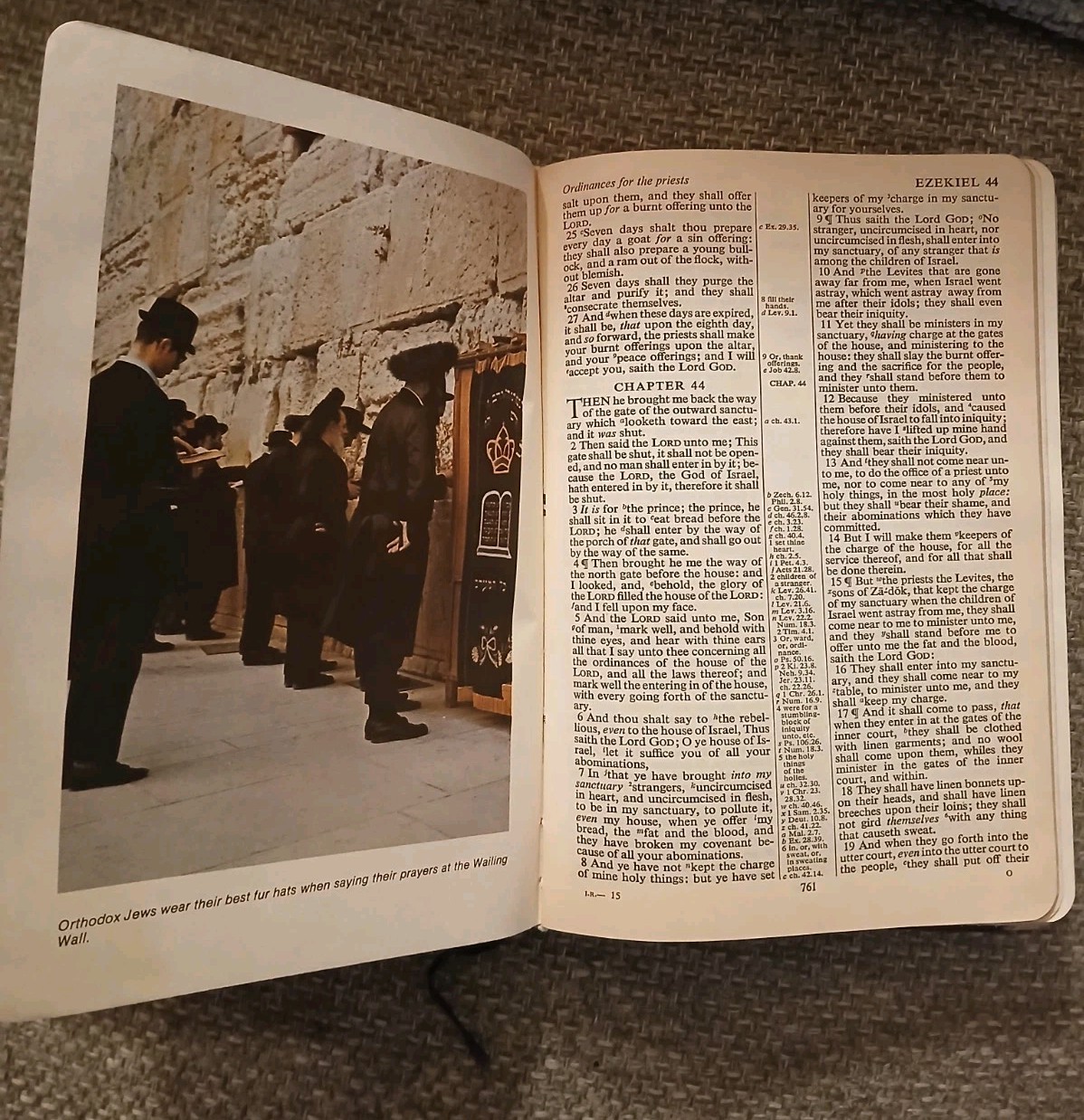 Holy Bible Prophecy Edition Crown Jewel Red Letter KJV Salem Kirban 1957 1971