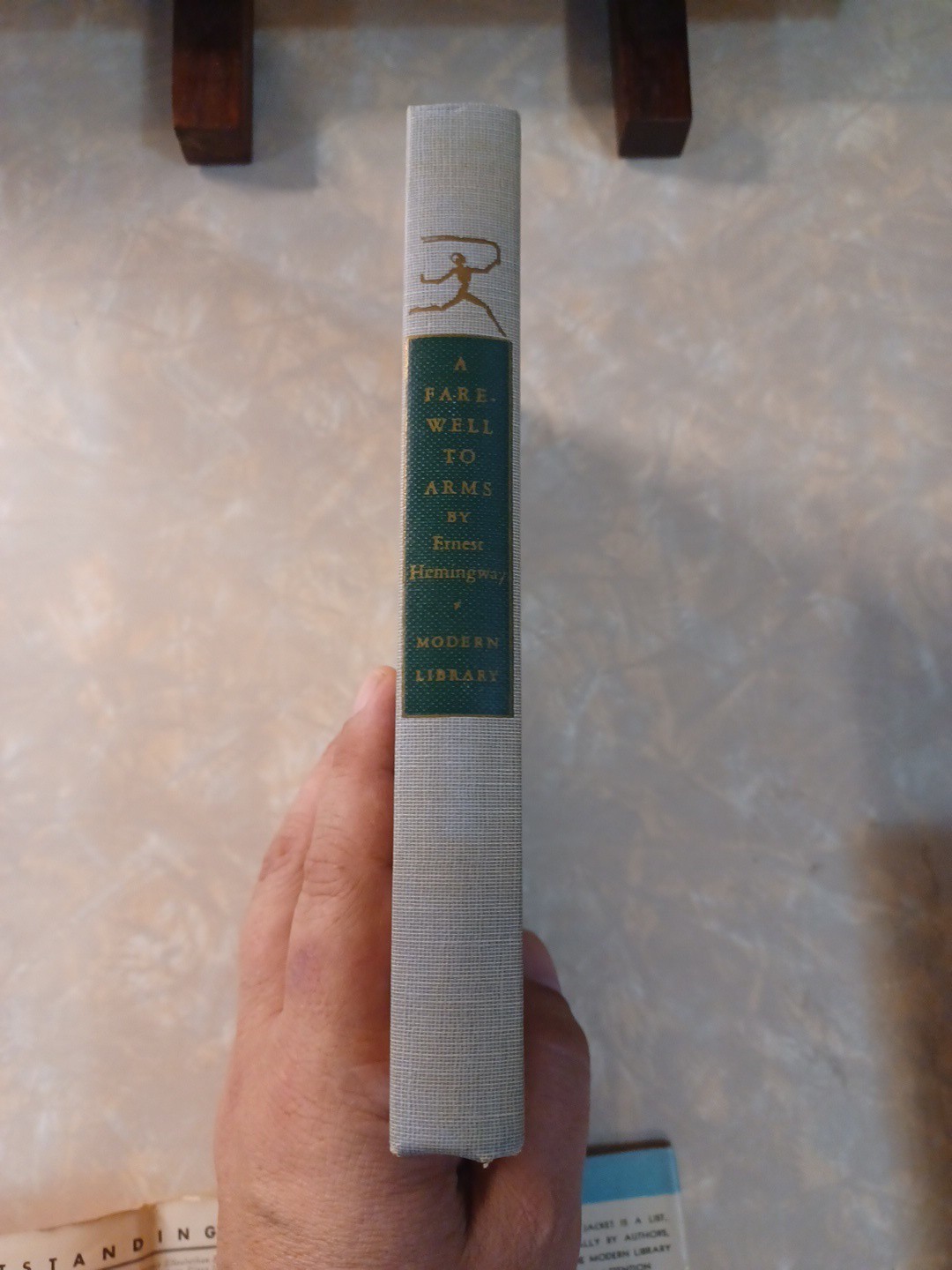 A Farewell to Arms – Ernest Hemingway Modern Library 1932 HCDJ