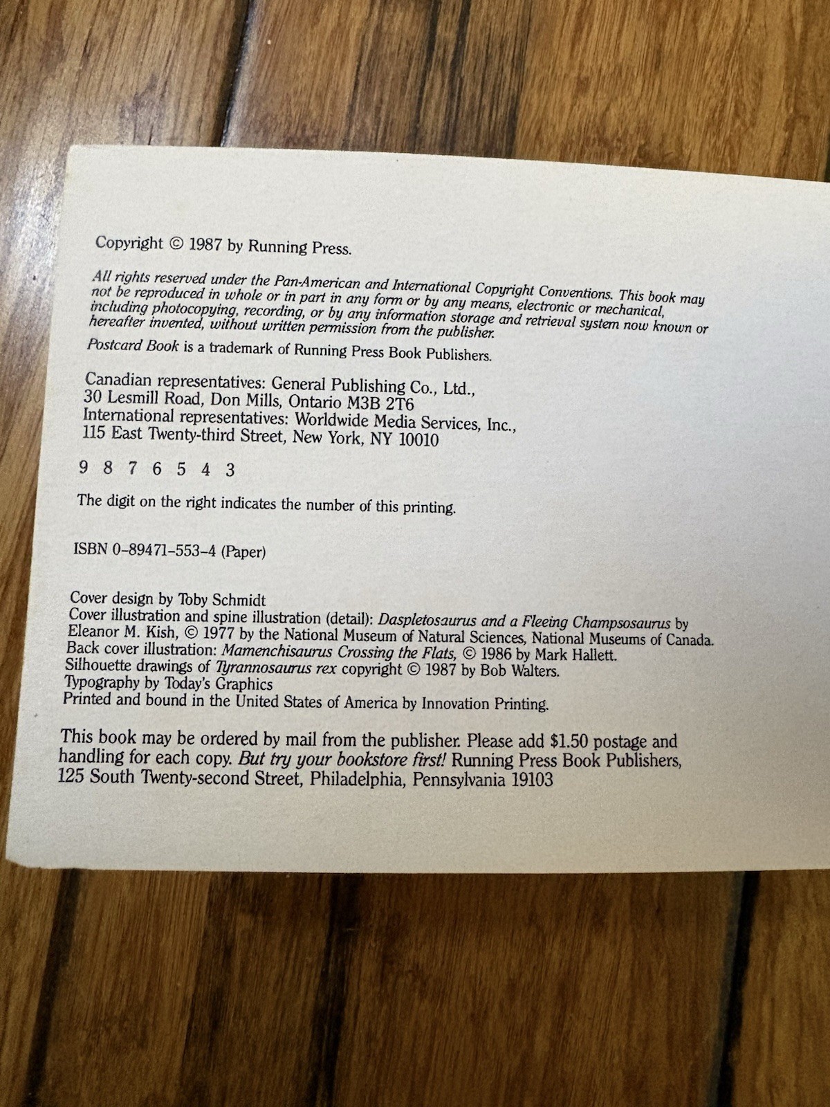 The Dinosaurs Postcard Book by Running Press. Complete With 30 Postcards. Rare!