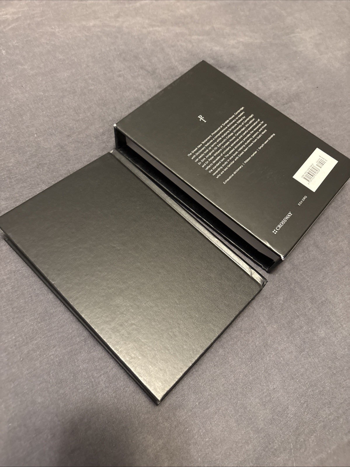 Crossway Greek New Testament Slipcover Box Tyndale House Hardcover 2017 2021