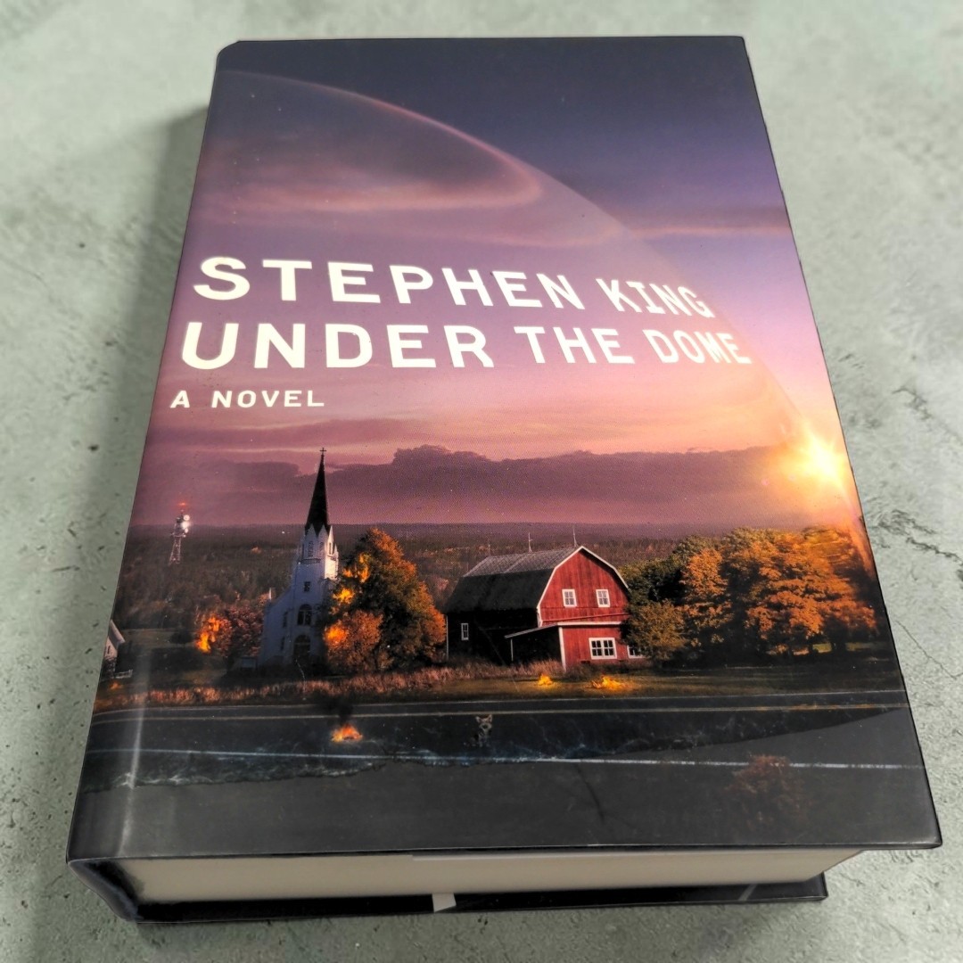 Under the Dome | by Stephen King | 2009 | First Edition, 1st Printing HC/DJ