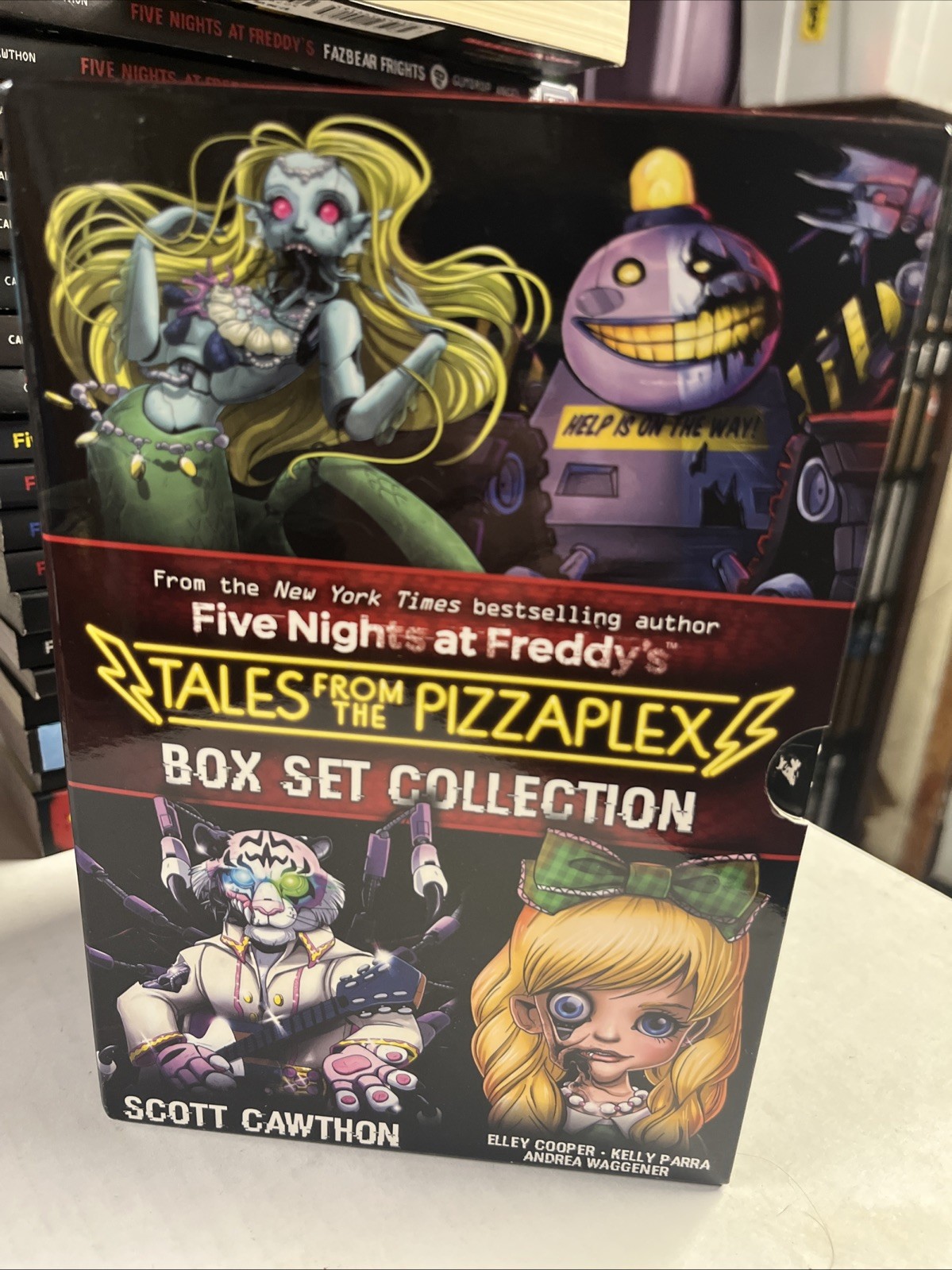 Five Nights at Freddy’s Books Lot of 31 Graphix Paperback Fazebear Pizzaplex