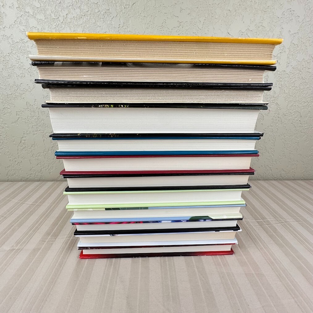 12x Hardcover Novels Multiple Titles & Authors Murder, Mystery, Thriller, Romanc