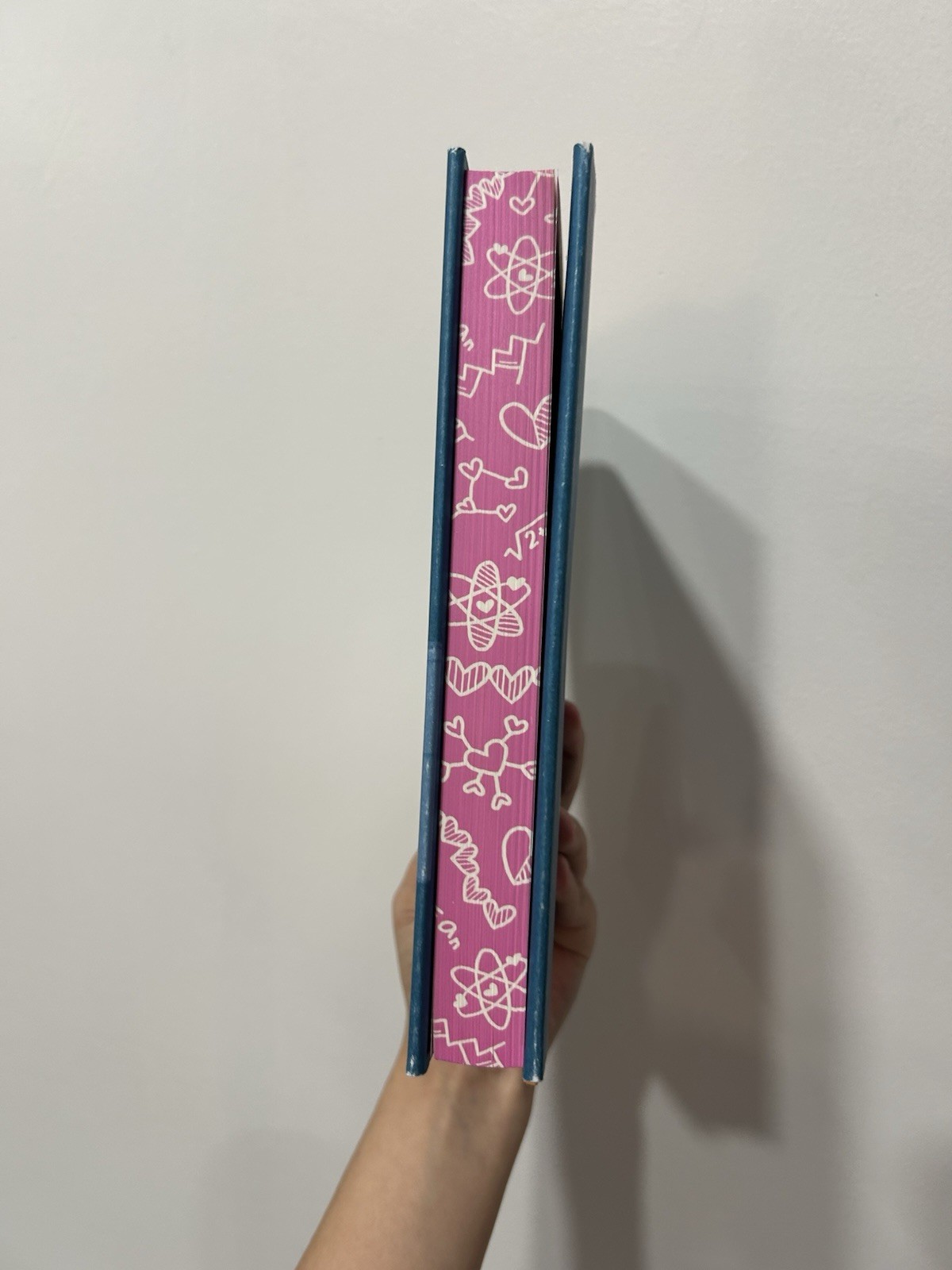 Signed Special Collector’s Edition Hardcover THE LOVE HYPOTHESIS Ali Hazelwood