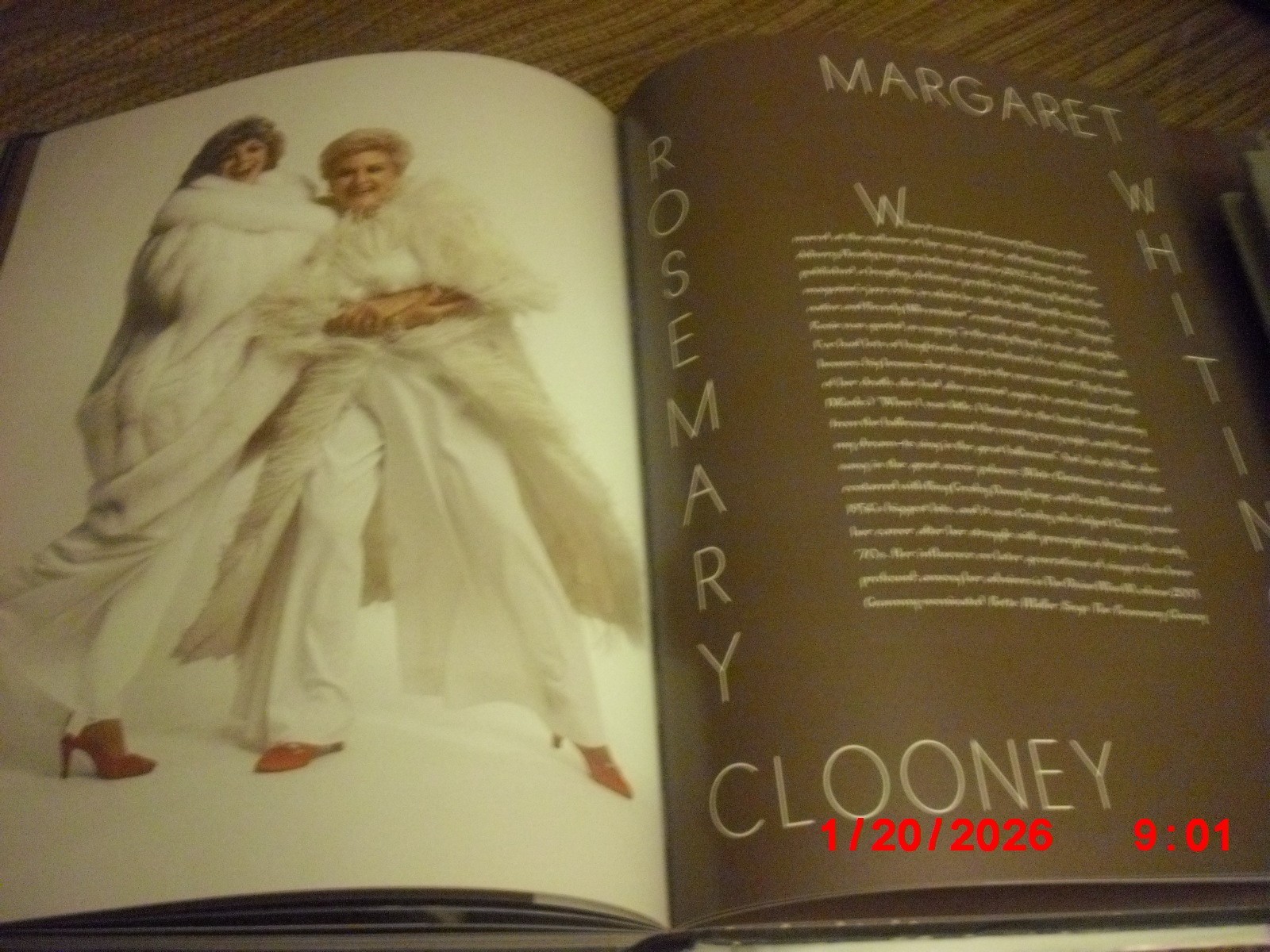 Divas!: The Fabulous Photography of Kenn Duncan by Stephen M. Silverman WOW!