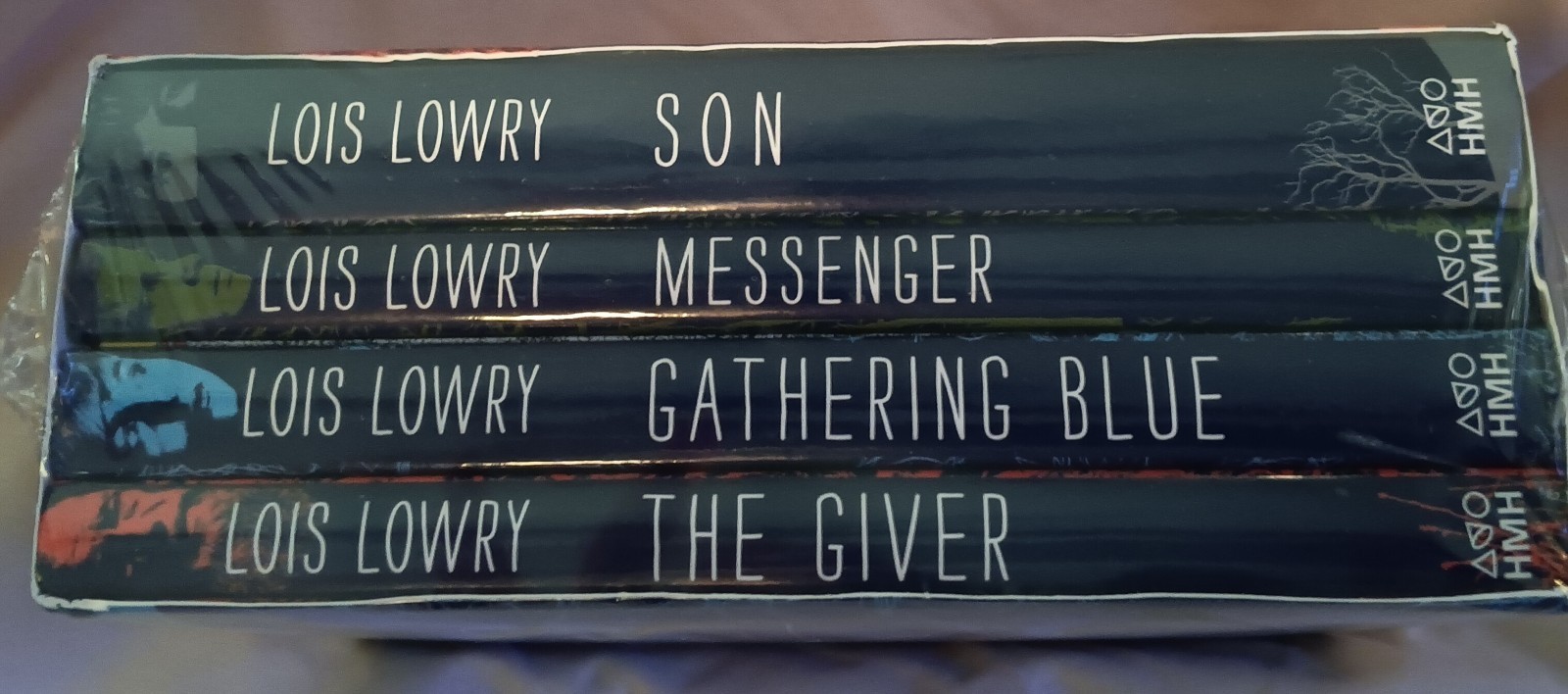 NEW SEALED The Giver Quartet 4 Book Box Set Hardcover Slipcase Lois Lowry + MAP