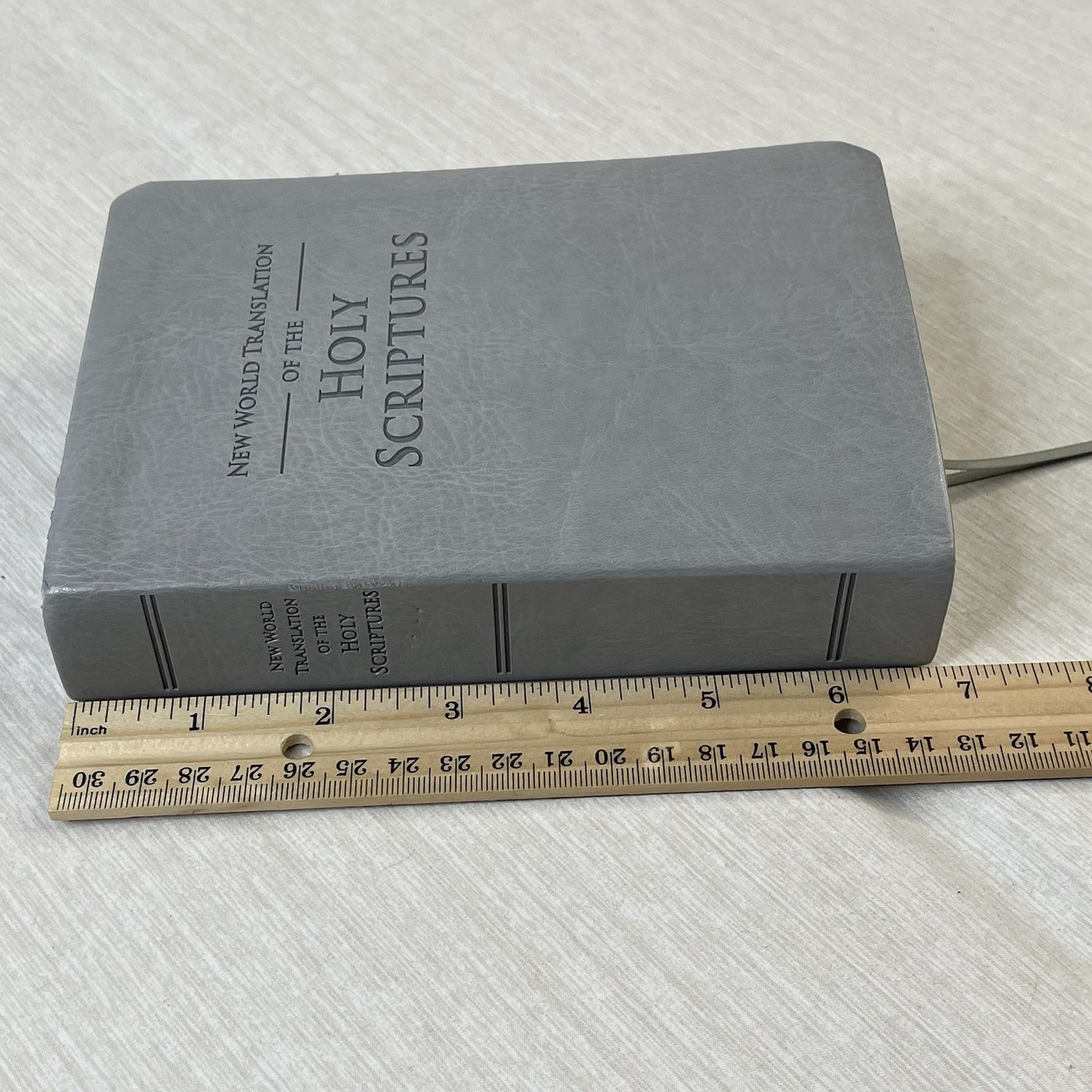 2013 New World Translation Of The Holy Scriptures – Watch Tower Bible Society