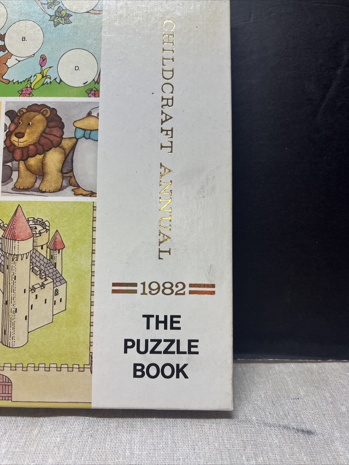 Childcraft Annual 1982: The Puzzle Book – Childcraft – Hardcover – Good