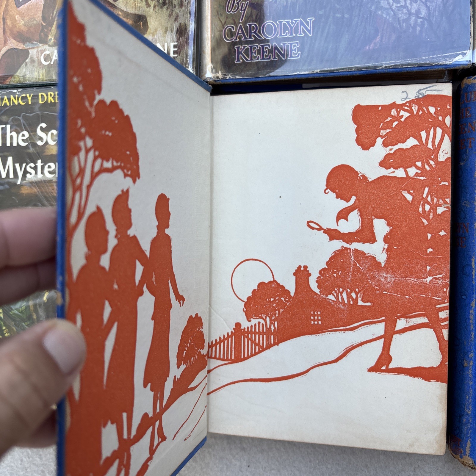 12 vintage Nancy Drew Mysteries (most with DJs) #1-6, 16, 26 + 1930s-1950s edit