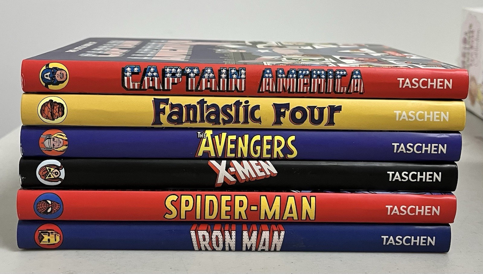 Marvel Super Heroes 6-Book Set, Author Roy Thomas Taschen LIKE NEW!