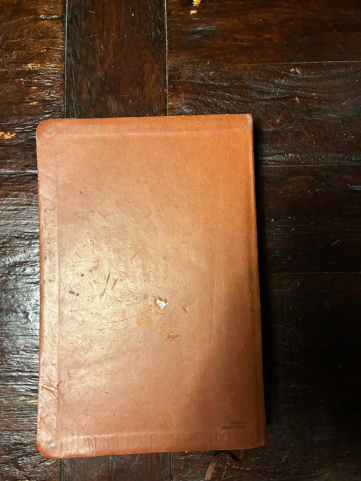 Brown Leathersoft NKJV Giant Print 16 Point