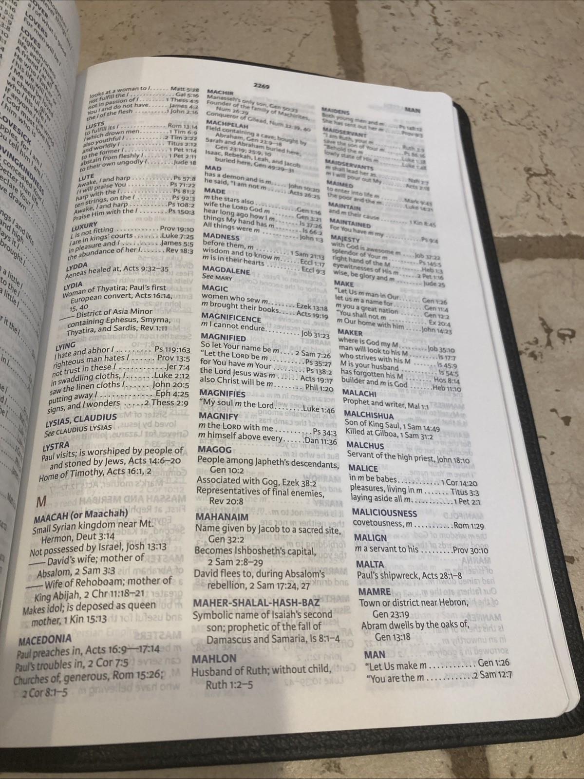 NKJV Evangelical Study Bible Genuine Leather Black – 10.5 FONT SIZE – RED LETTER