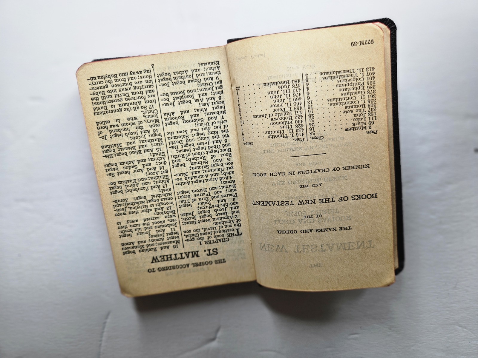 Lot of 3 – Vintage NEW TESTAMENT Vest Pocket Bibles, World and Bible Society