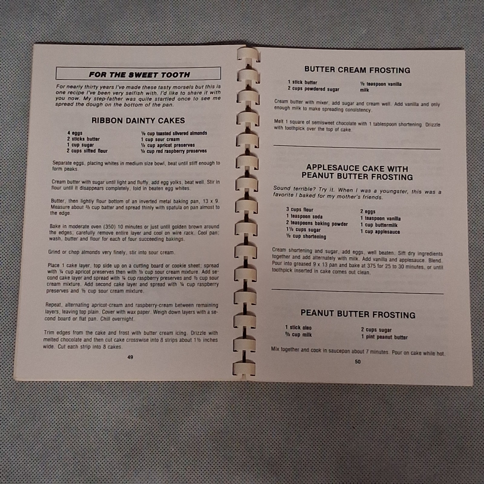 Sue’s Kitchen Cookbook Jonesboro Arkansas Restaurant 1989 Edition 76 Pages