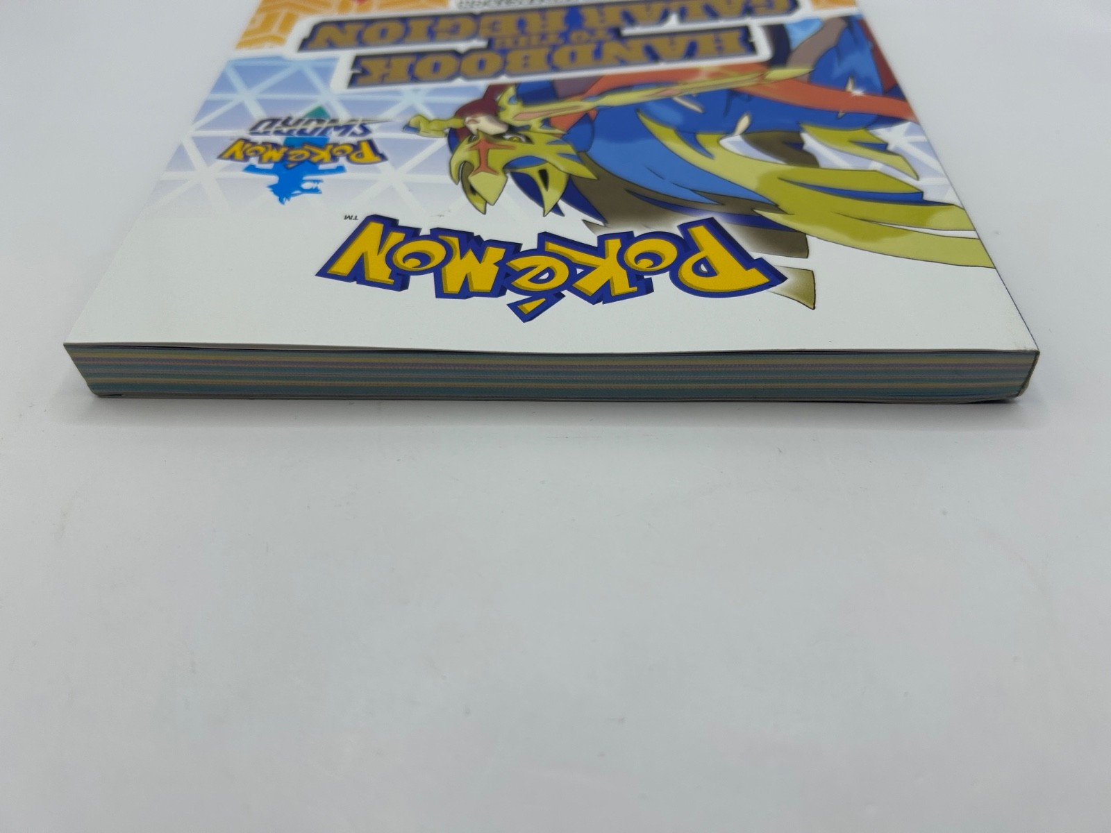 Pokemon Super Deluxe Essential Handbook Hardcover Book Scholastic Edition VG
