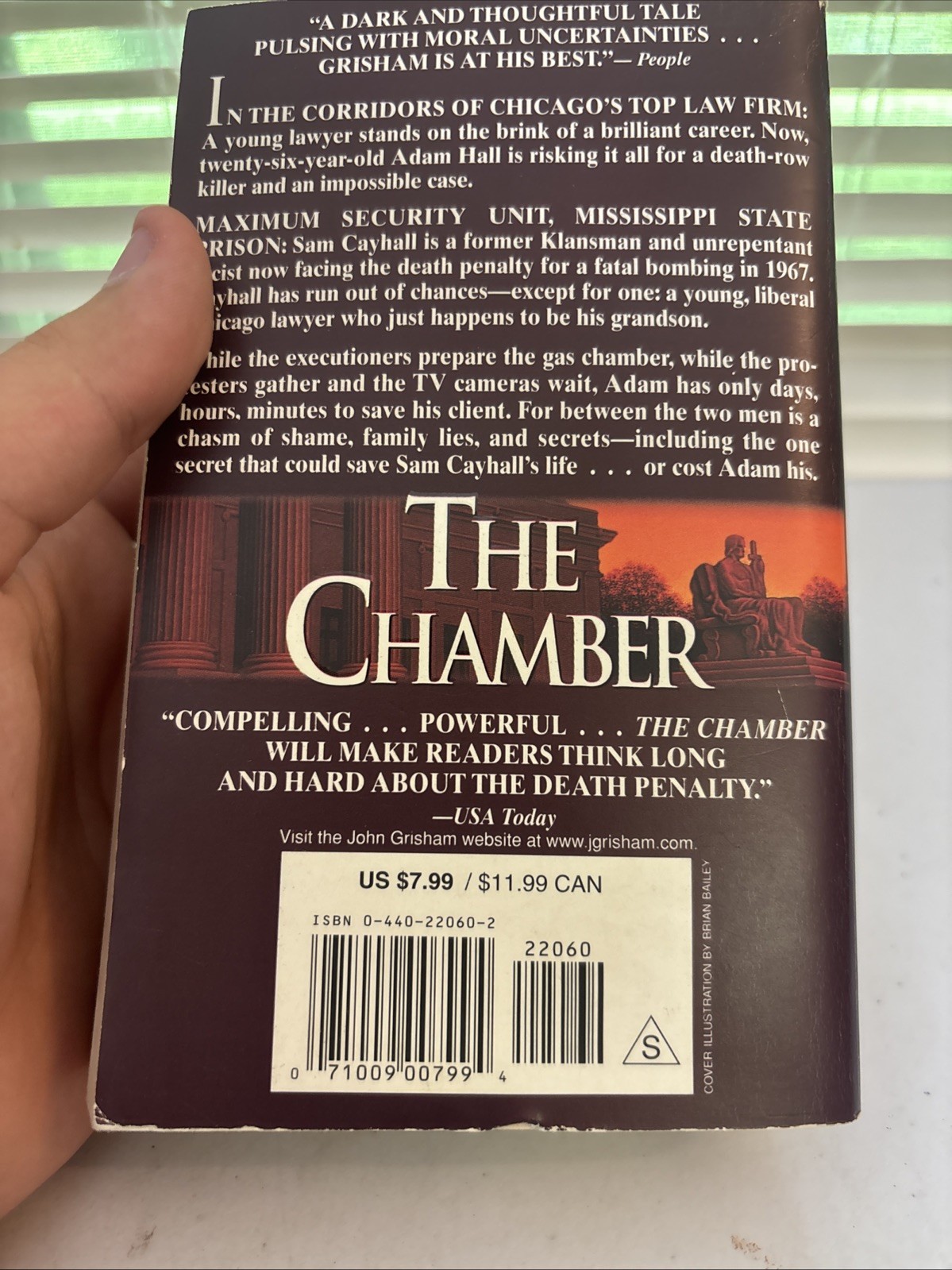 Lot of 10 – John Grisham – Mass paperback books – FREE SHIPPING