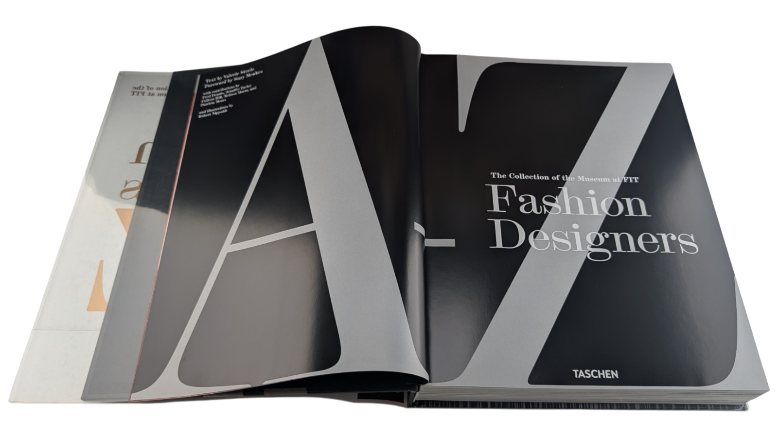 Fashion Designers A-Z Museum at FIT Taschen Hardcover Steele 9783836526708