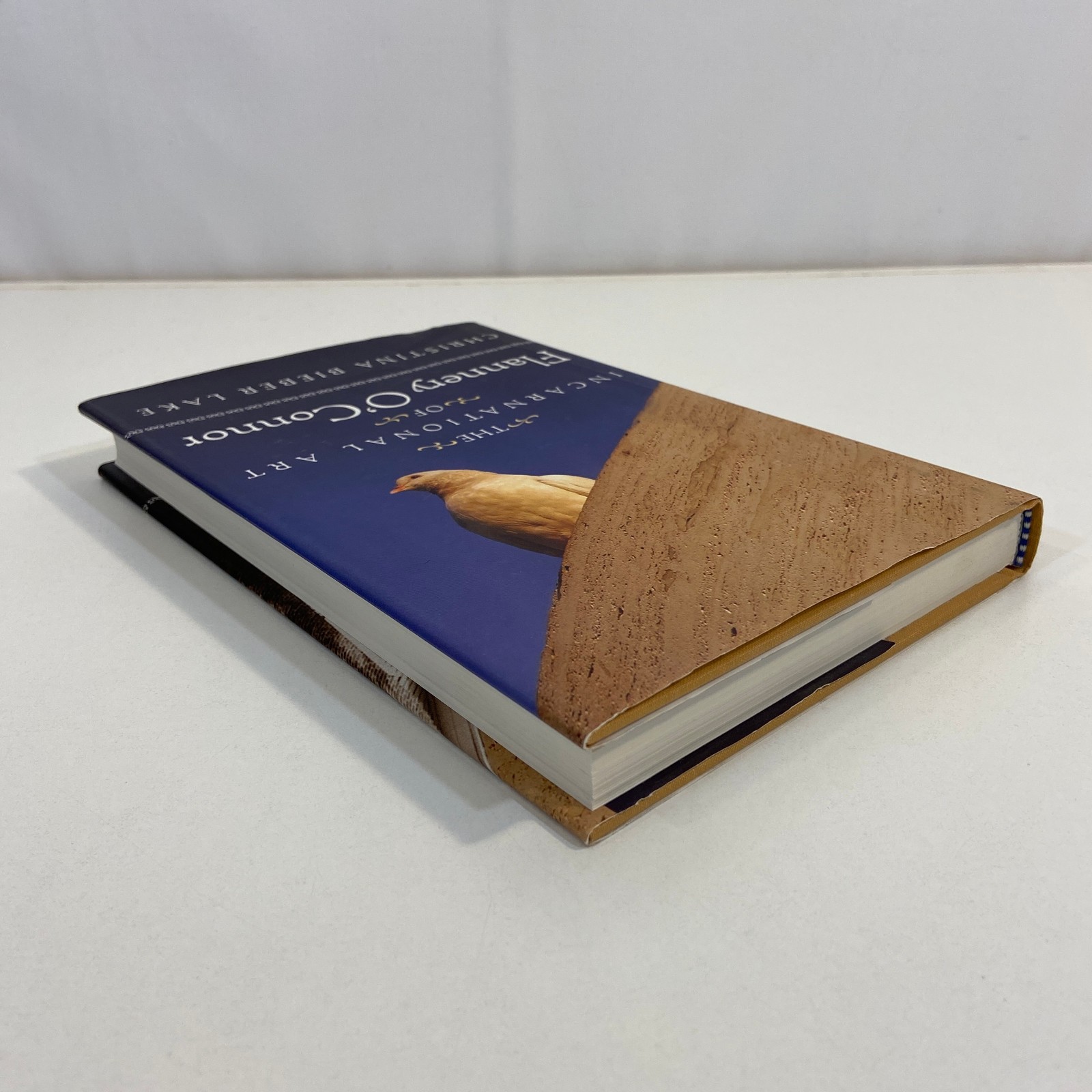 The Incarnational Art of Flannery O’Connor Christina Bieber Lake HCDJ 2005