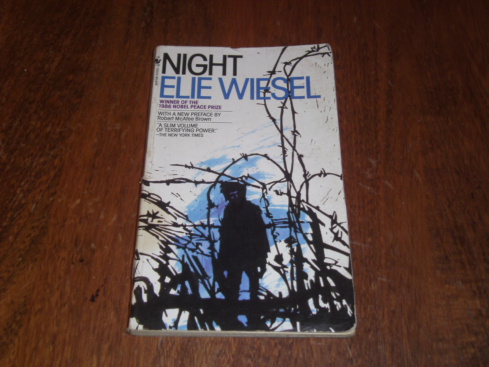 Night by Elie Wiesel (1982) Paperback