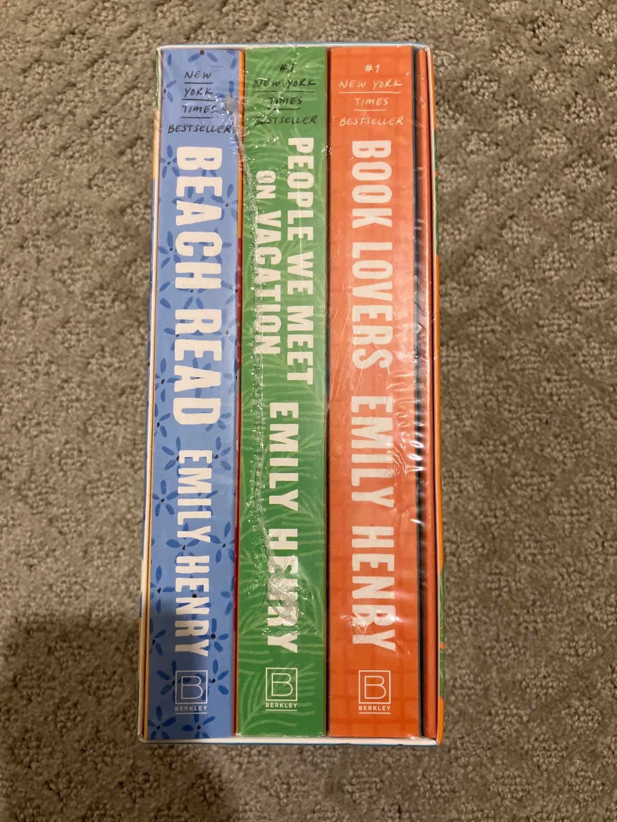 Emily Henry 3-Book Boxed Set: Beach Read, People We Meet on Vacation, and Book L