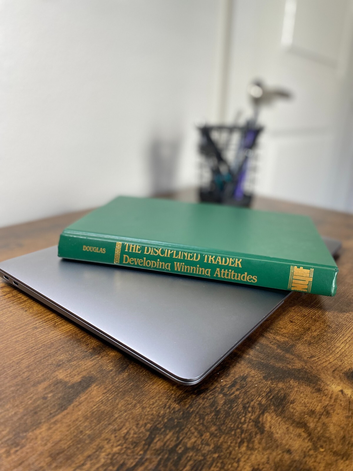 The Disciplined Trader : Developing Winning Attitudes by Mark Douglas (1990,…