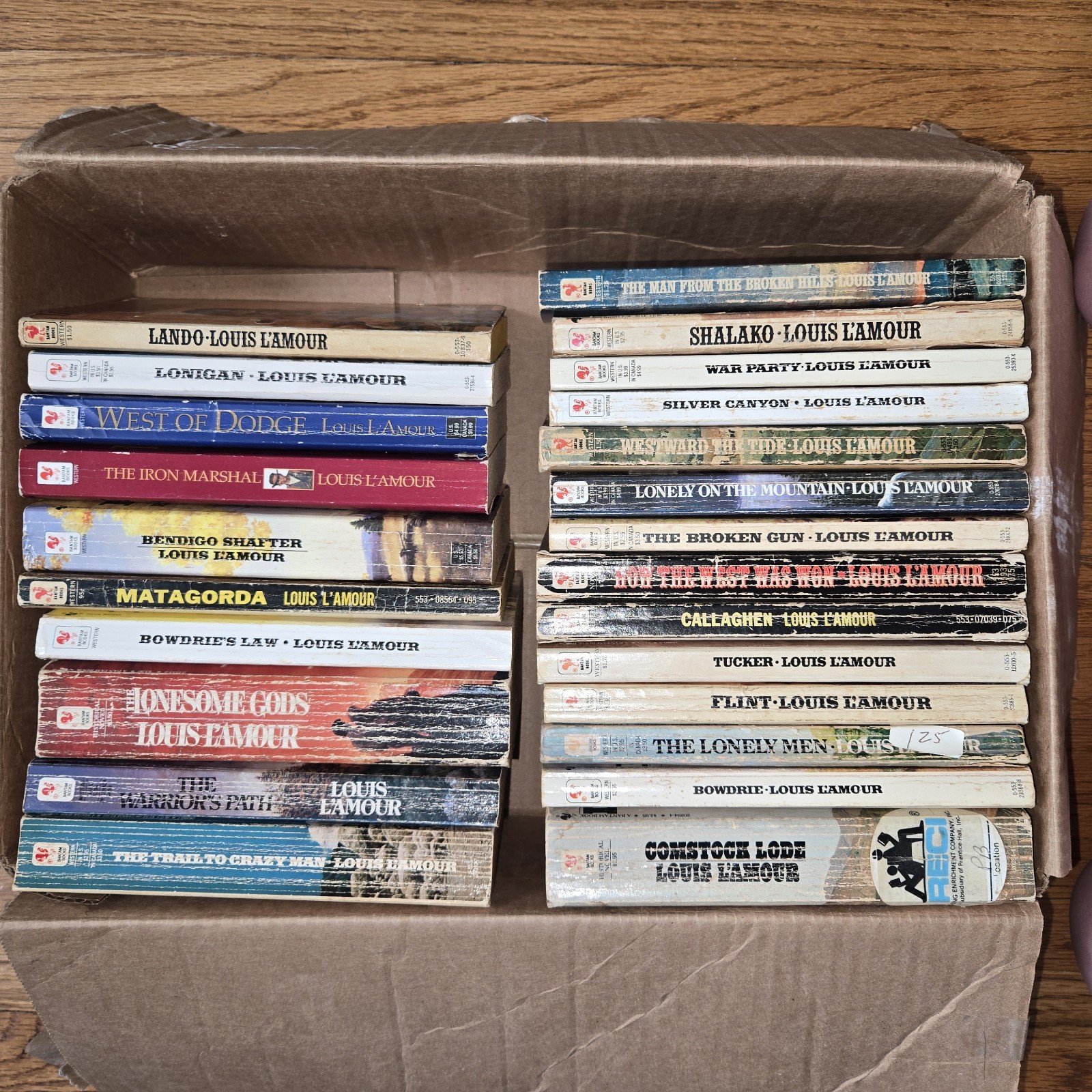 Lot Of 24 Louis L’Amour Western Paperbacks