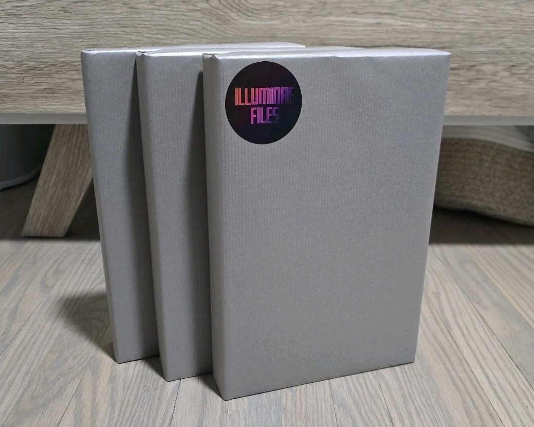 Broken Binding Signed – The Illuminae Files By Amie Kaufman & Jay Kristoff