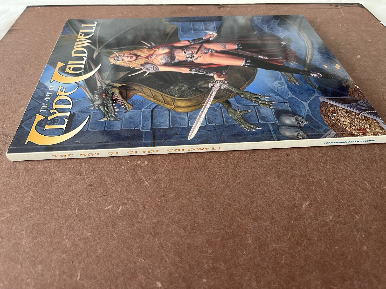 THE ART OF CLYDE CALDWELL 1984 128 PAGES VERY NICE SHAPE BEAUTIFUL BOOK