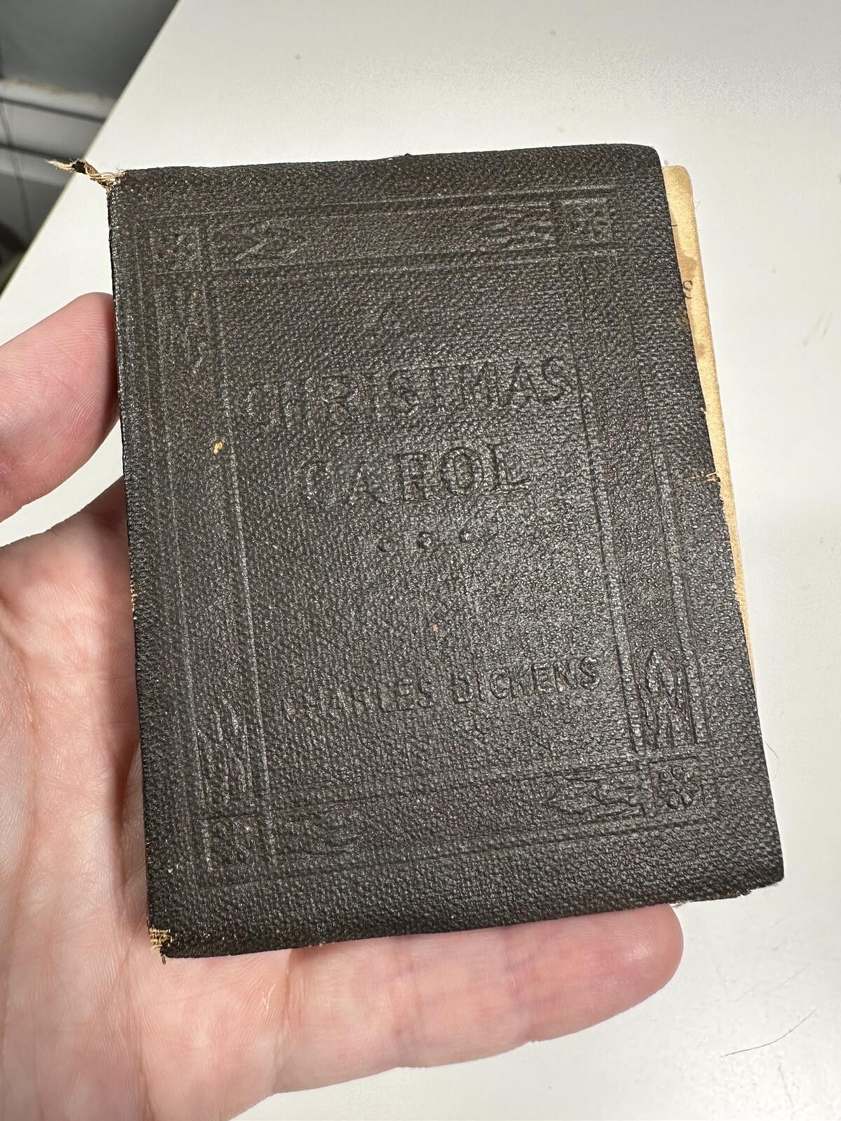Little Leather Library – A CHRISTMAS CAROL Charles Dickens Antique Book 1920’s